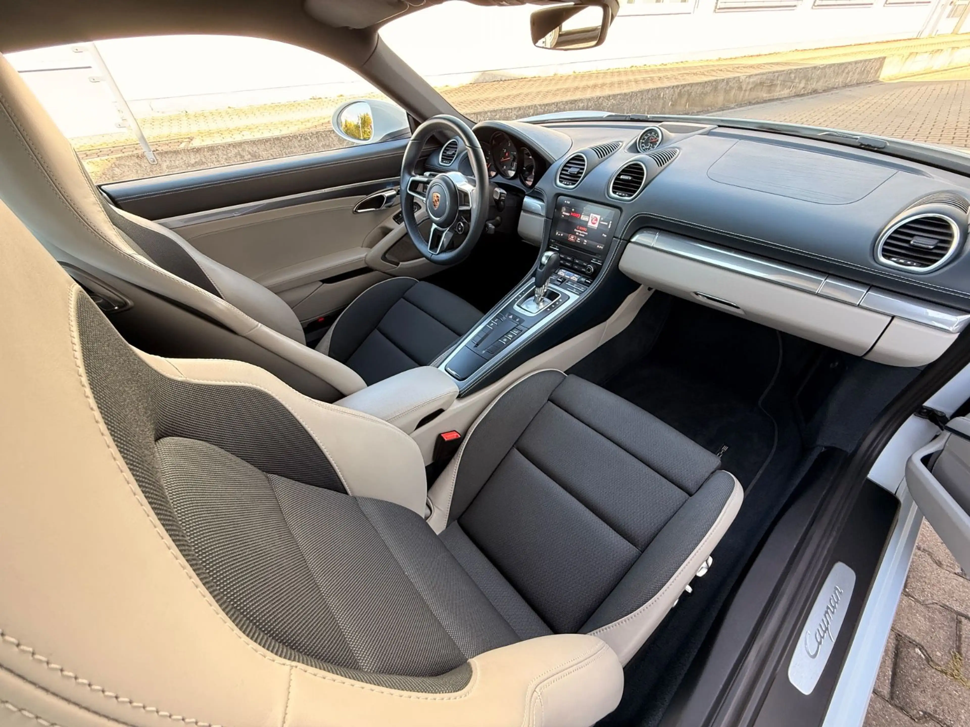 Porsche Cayman 718/PDK/DEUTSCH/Sport AGA/Sport Chrono/20 — photo 38