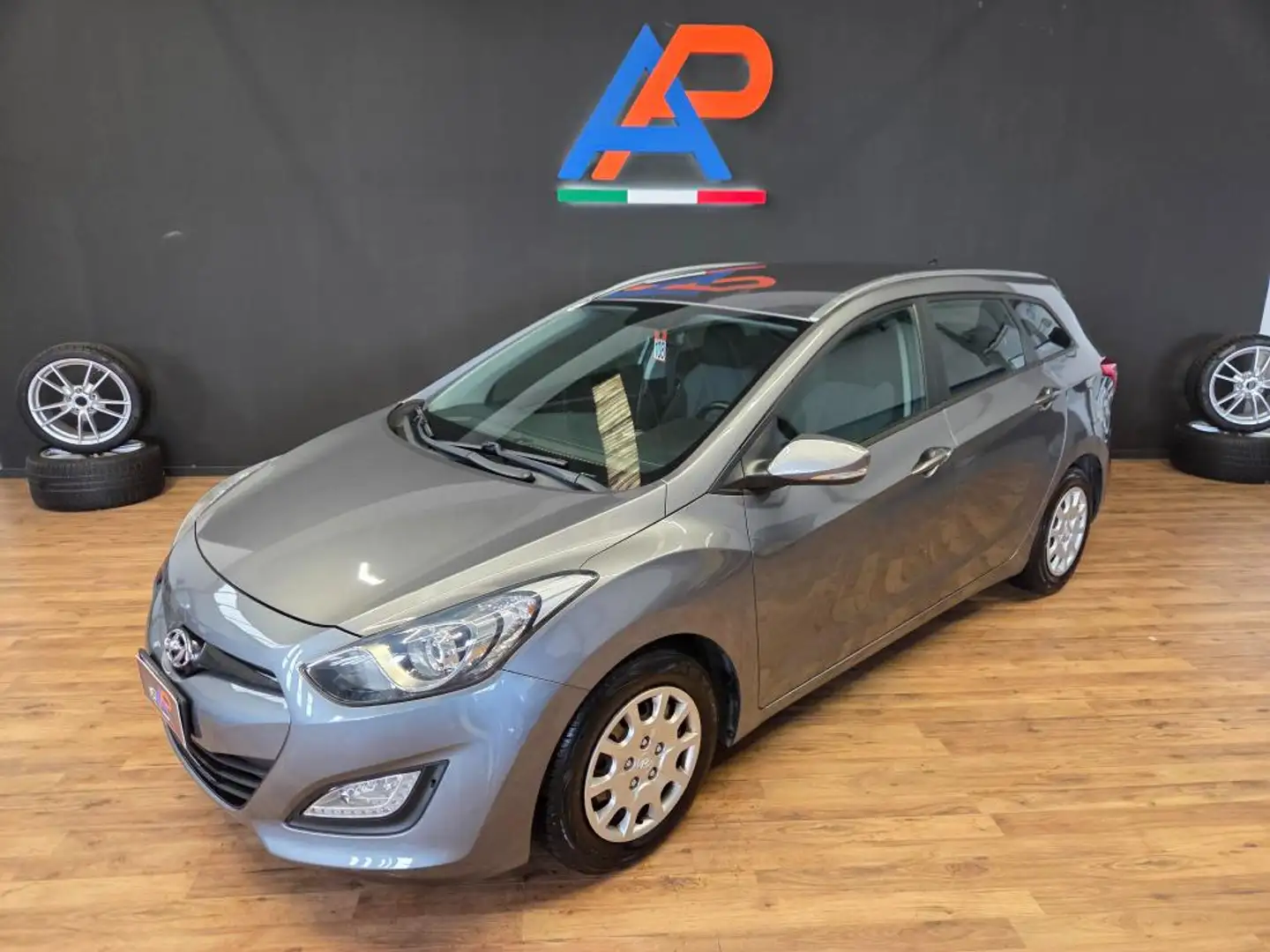 Hyundai i30 1.6 crdi Comfort 110cv - 2