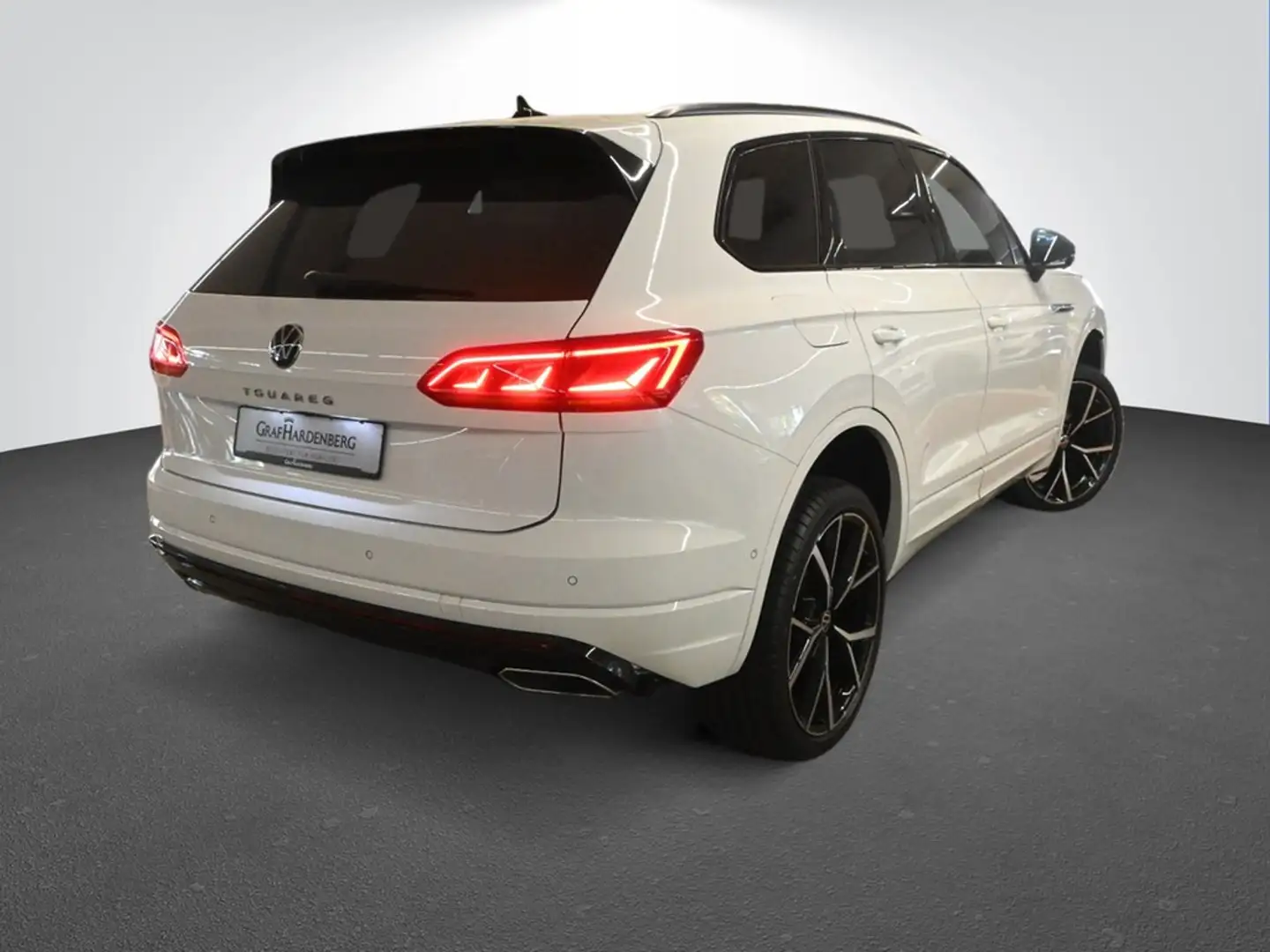 Volkswagen Touareg 3.0 TDI V6 Automatik R-Line 4Motion AHK StHzg M... Weiß - 2
