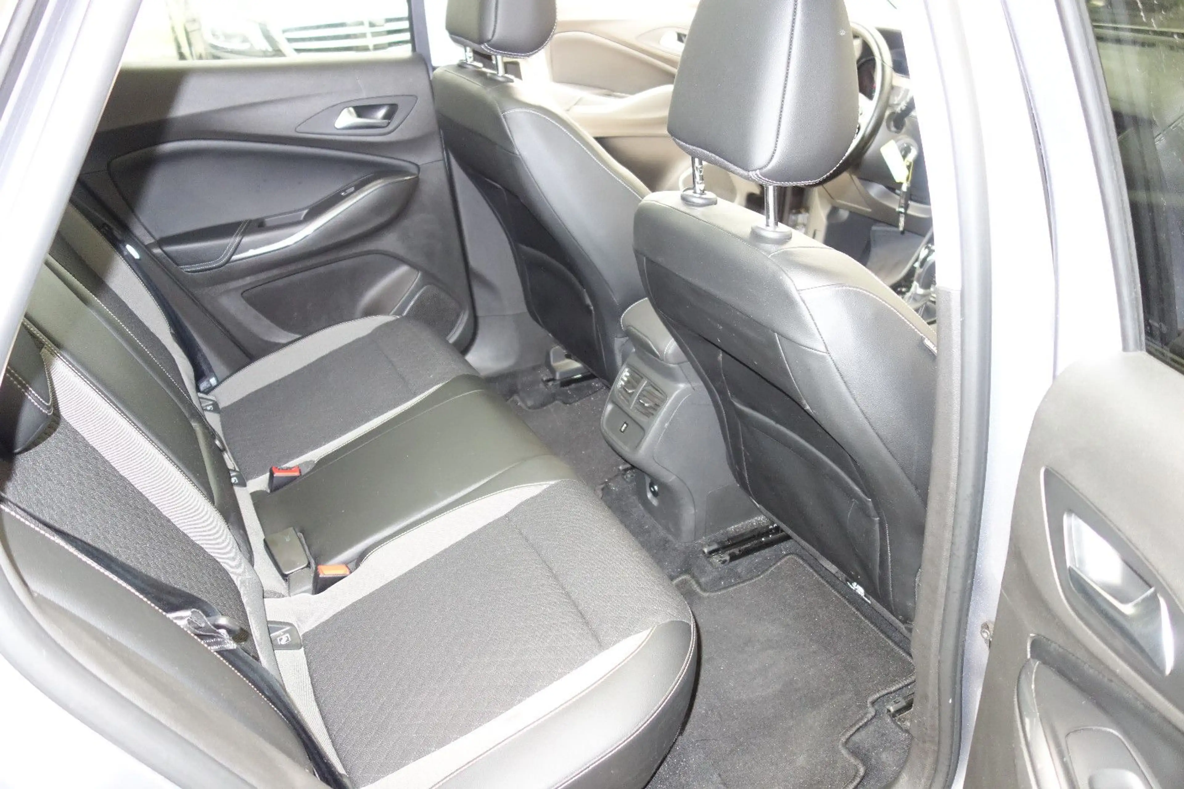 Opel Grandland X /Automatik,Klimaautomatik,Kamera — photo 14