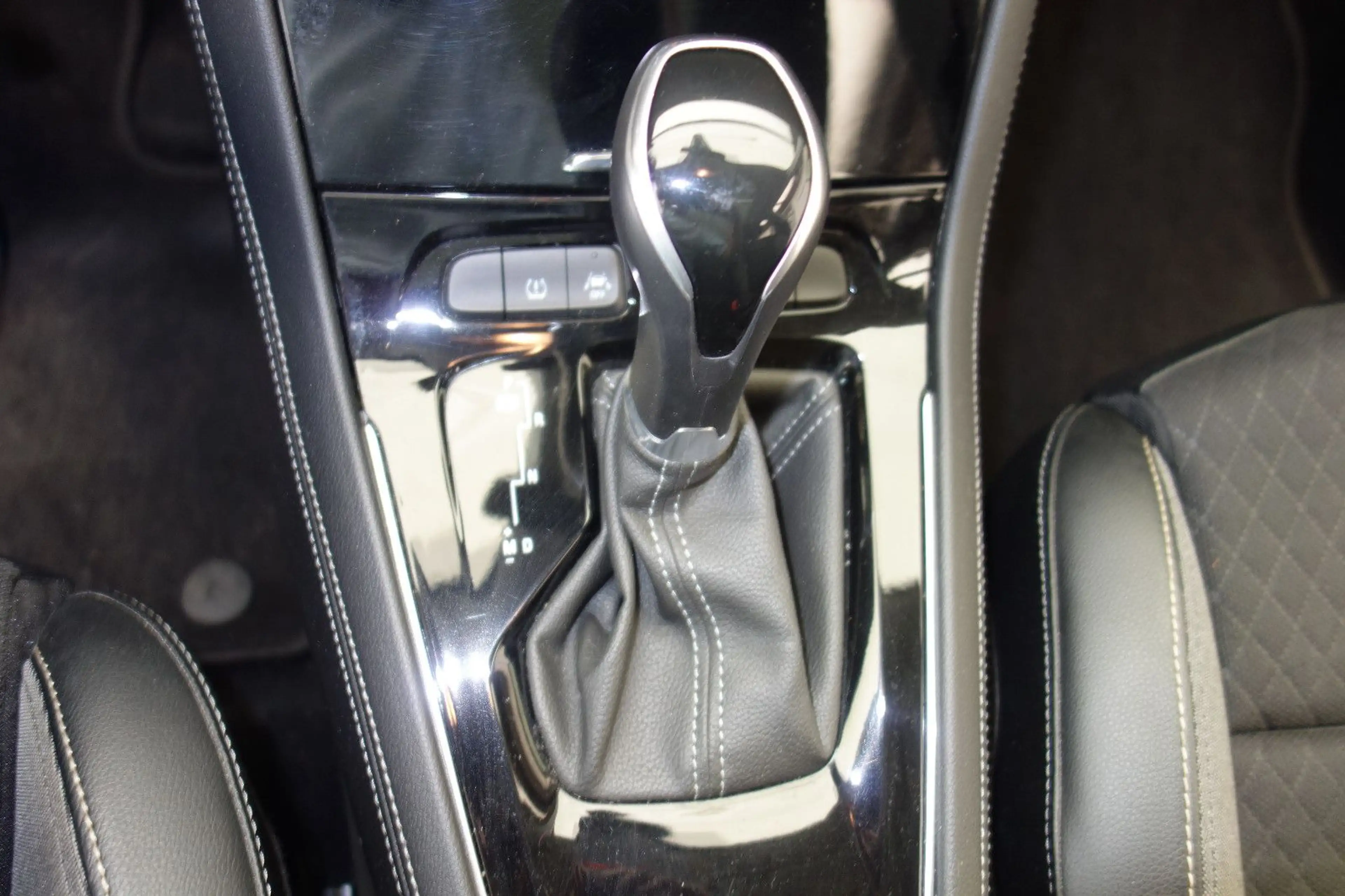 Opel Grandland X /Automatik,Klimaautomatik,Kamera — photo 13