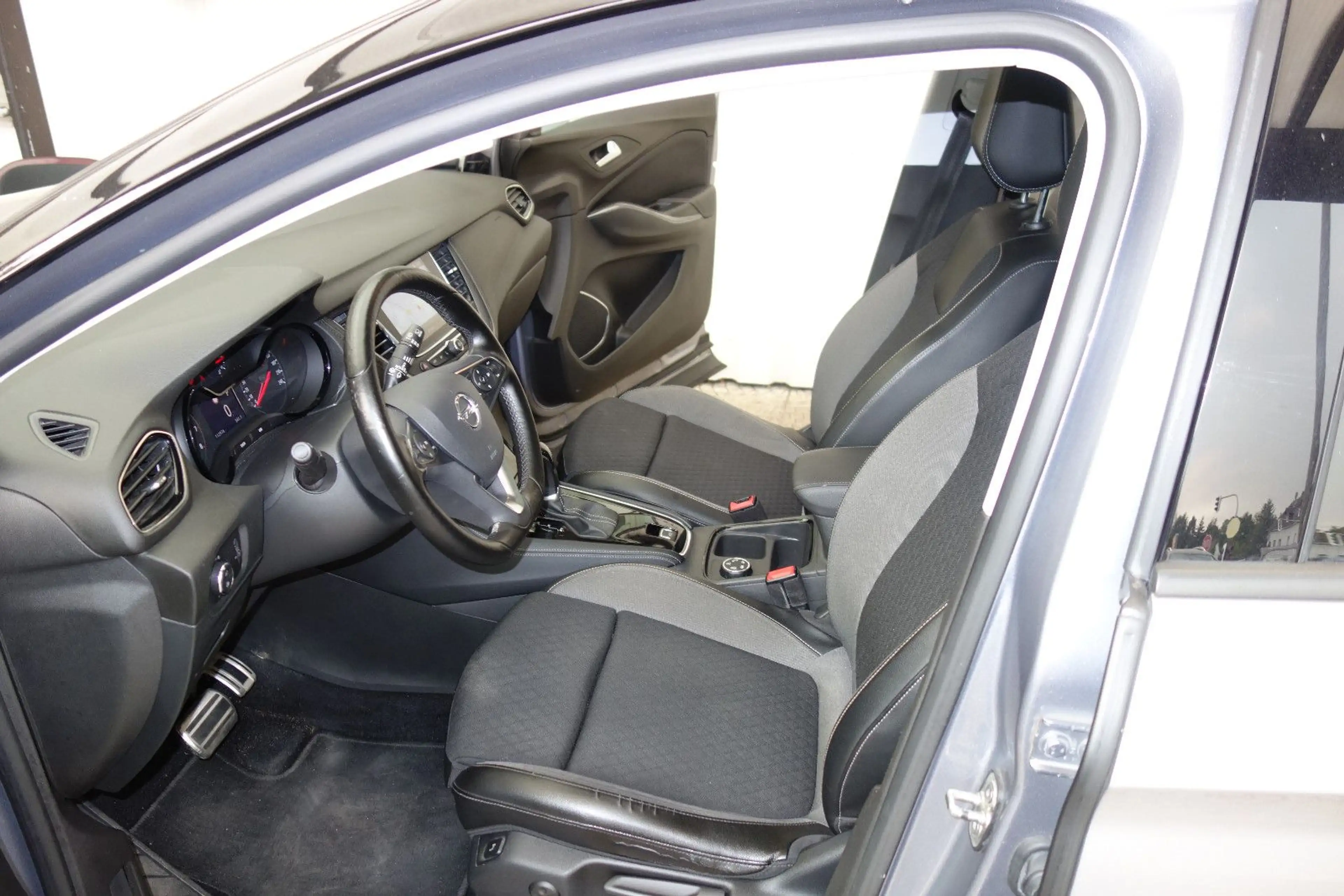 Opel Grandland X /Automatik,Klimaautomatik,Kamera — photo 11
