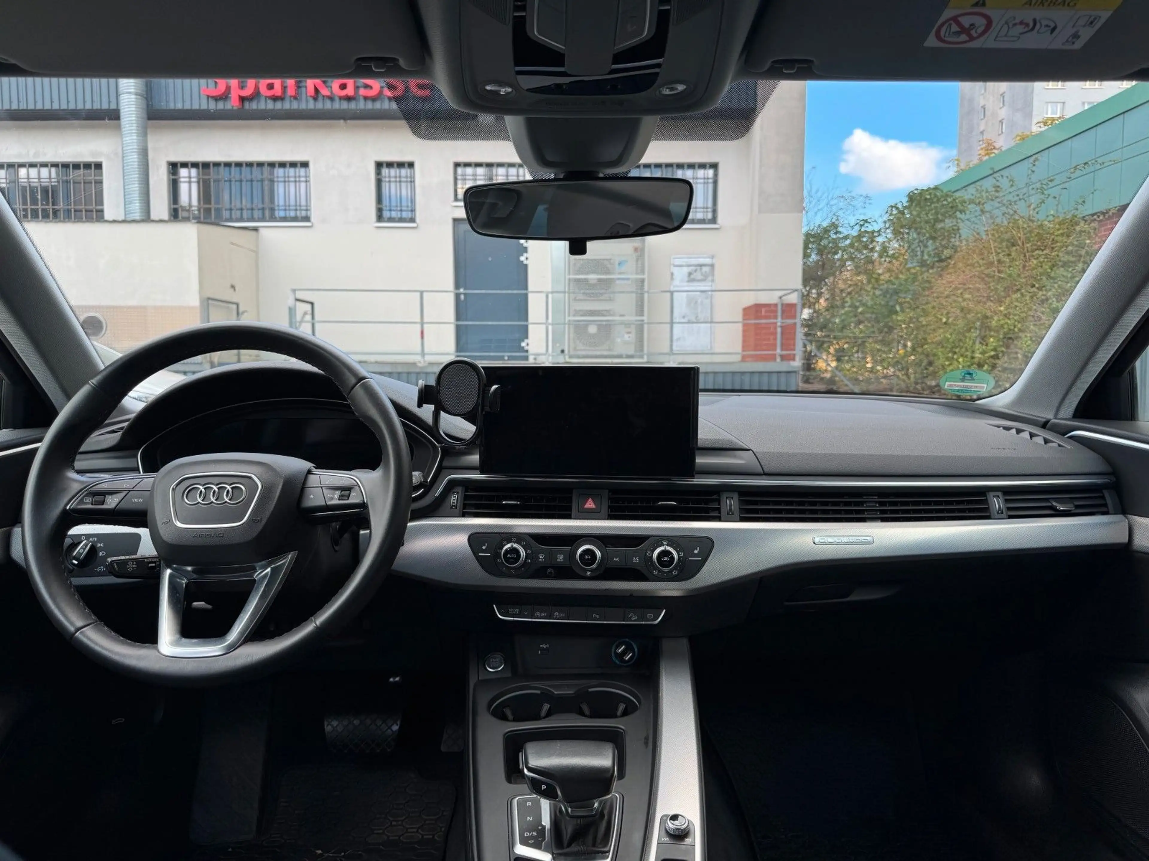 Audi A4 allroad quattro 40 TDI AHK LEDER — photo 14