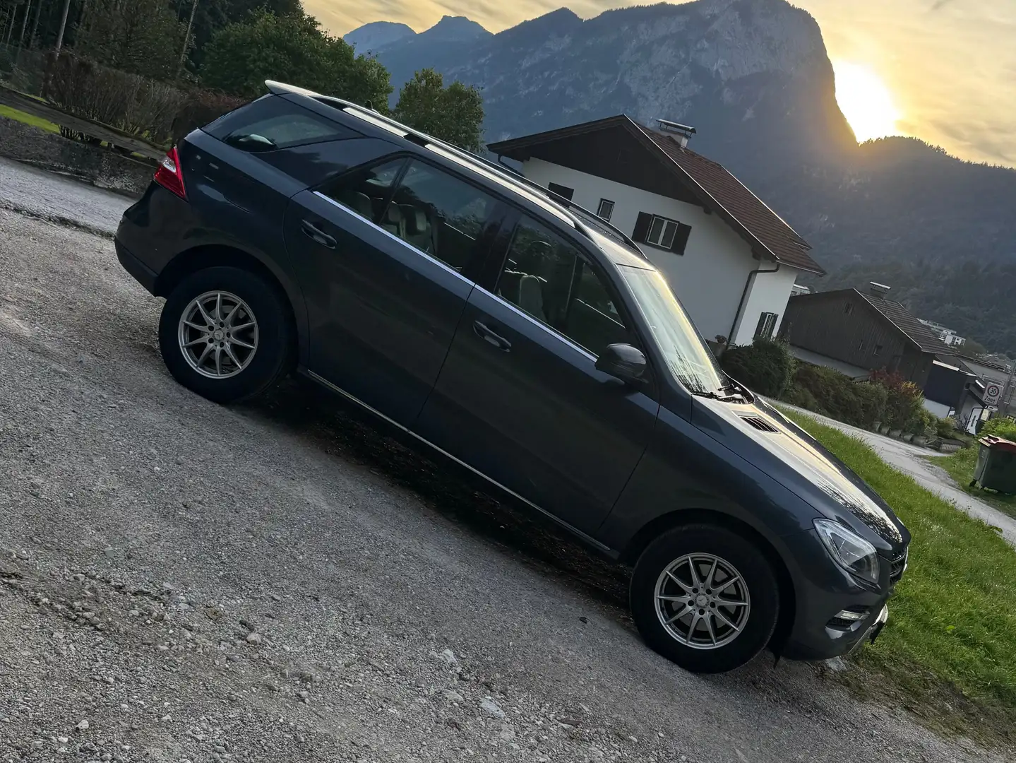 Mercedes-Benz ML 350 ML 350 BlueTEC 4MATIC Aut. DPF Niebieski - 1