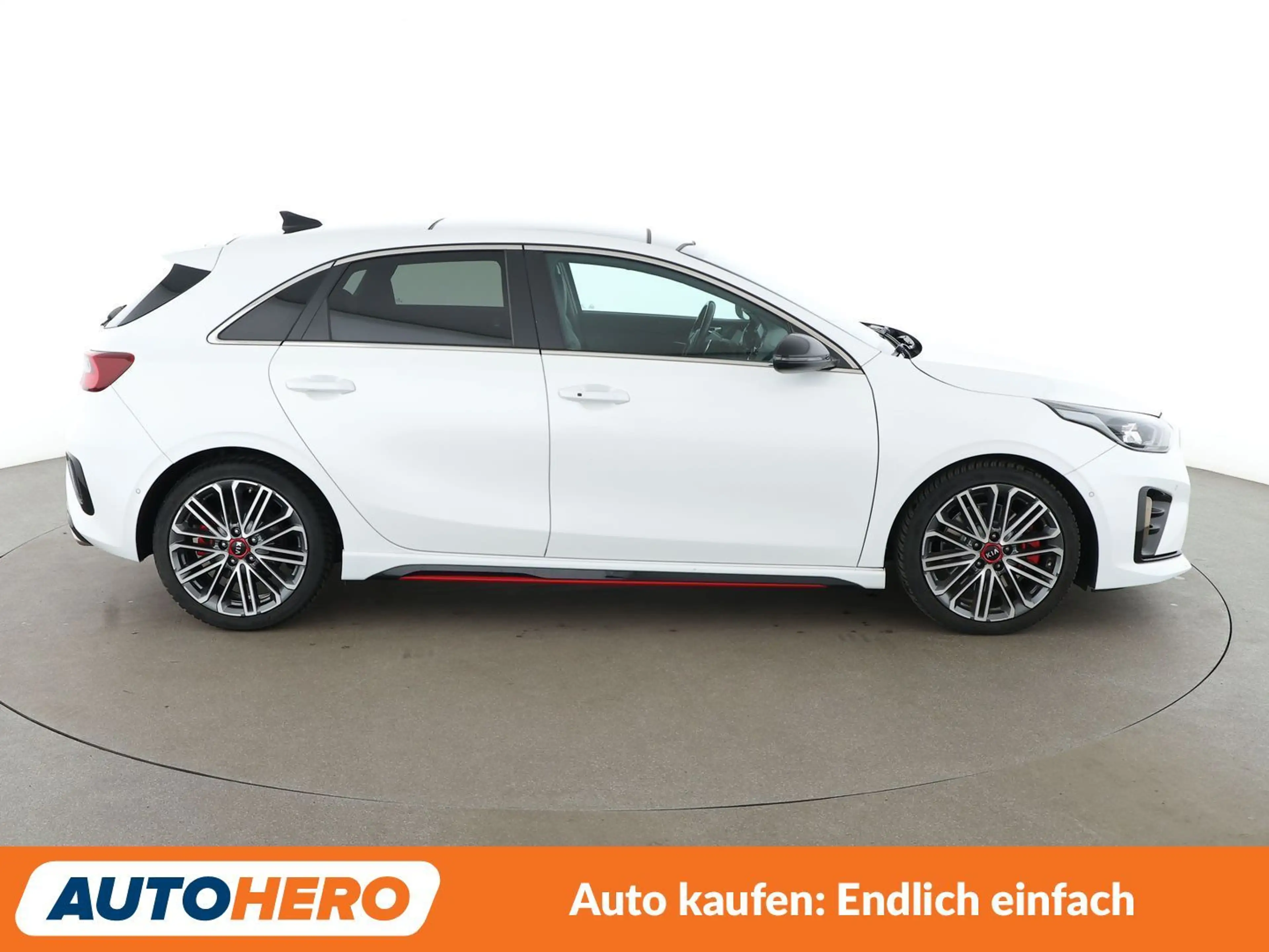Kia Ceed / cee'd 1.6 TGDI GT Aut.*NAVI*LED*ACC*SPUR*PDC*SHZ* — photo 7