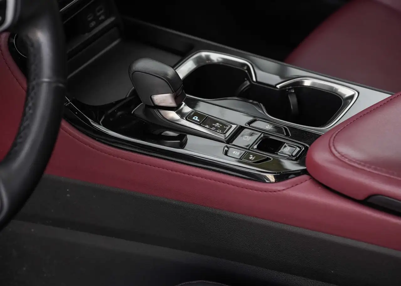 Lexus NX снимка Lexus NX