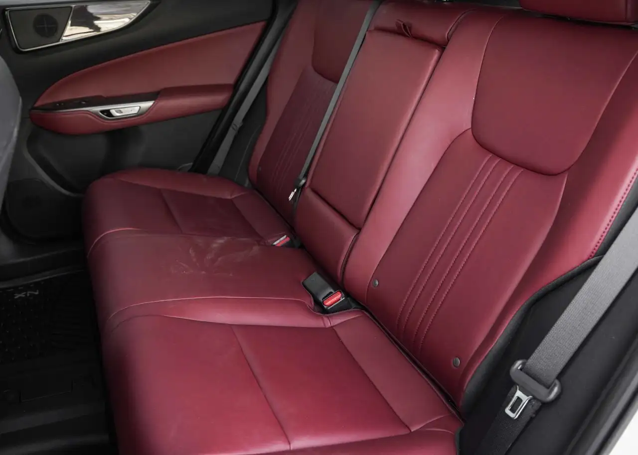 Lexus NX снимка Lexus NX