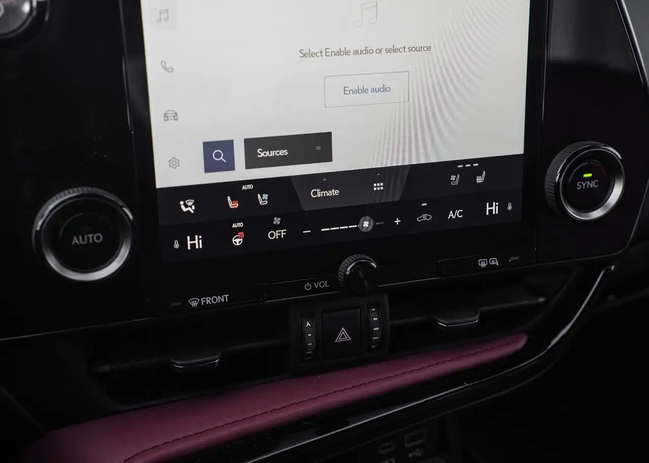 Lexus NX снимка Lexus NX