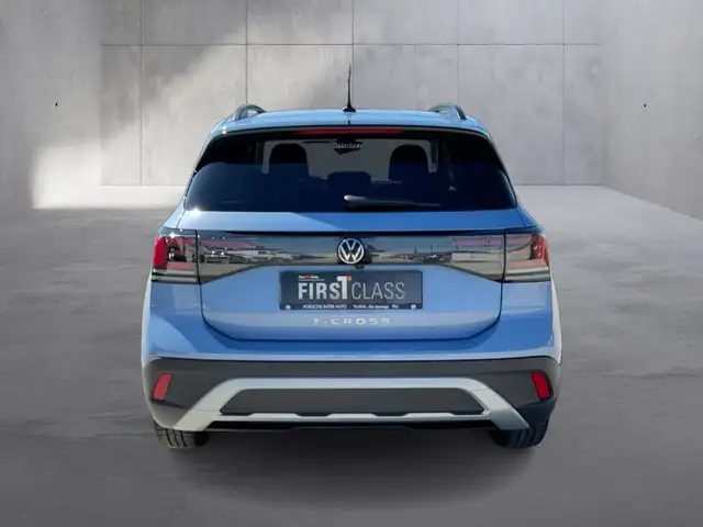 Volkswagen T-Cross view 4
