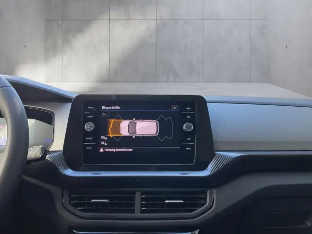 Volkswagen T-Cross view 14