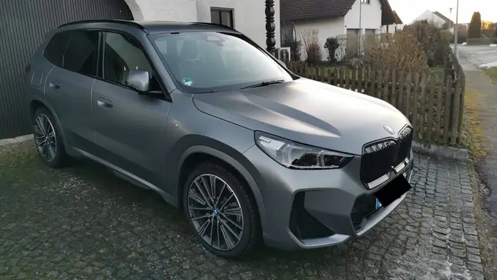BMW iX1 xDrive30 M Sportpaket