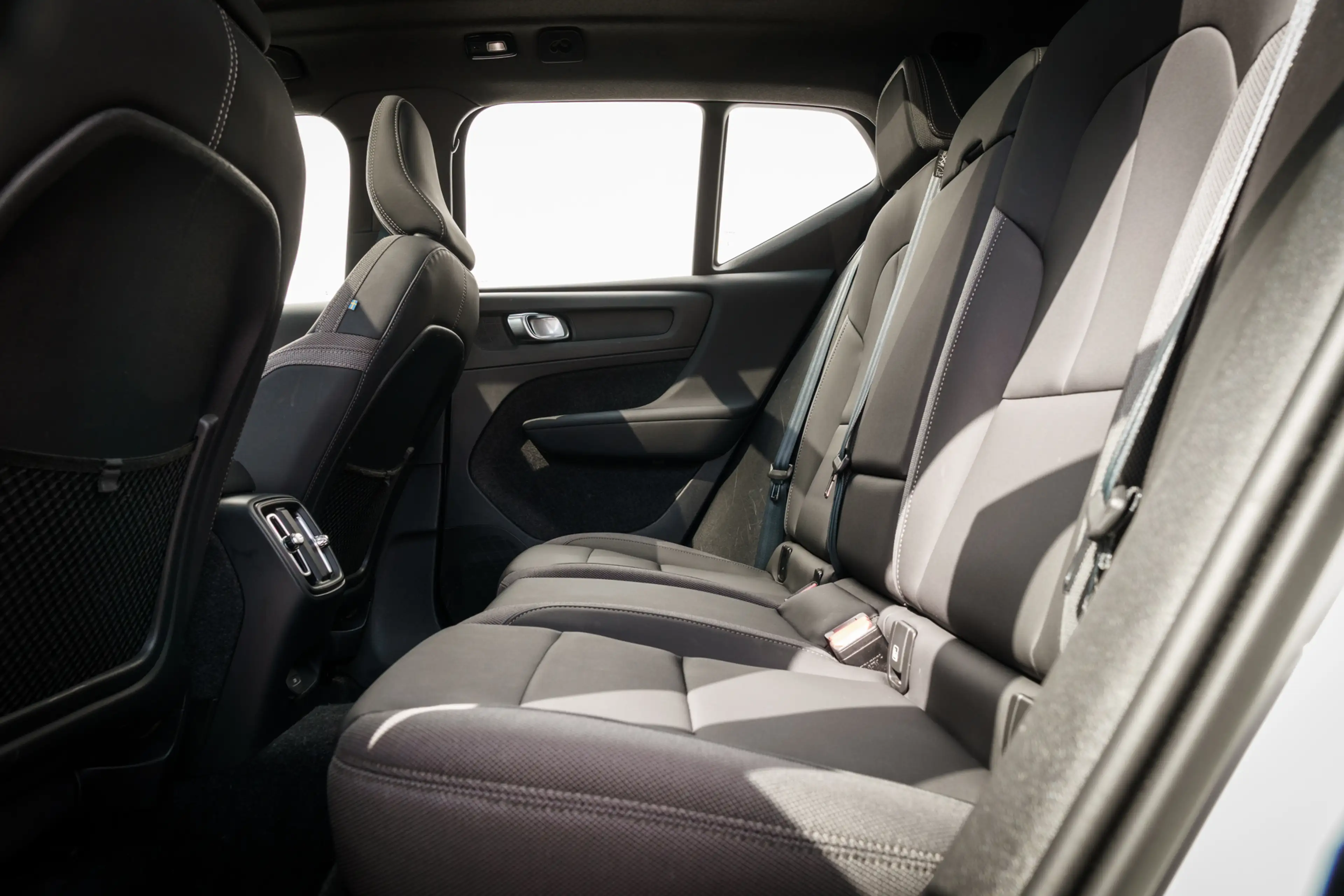 Volvo EX40 Single Motor Extended Range Ultimate | 82 kWh SOH — photo 17