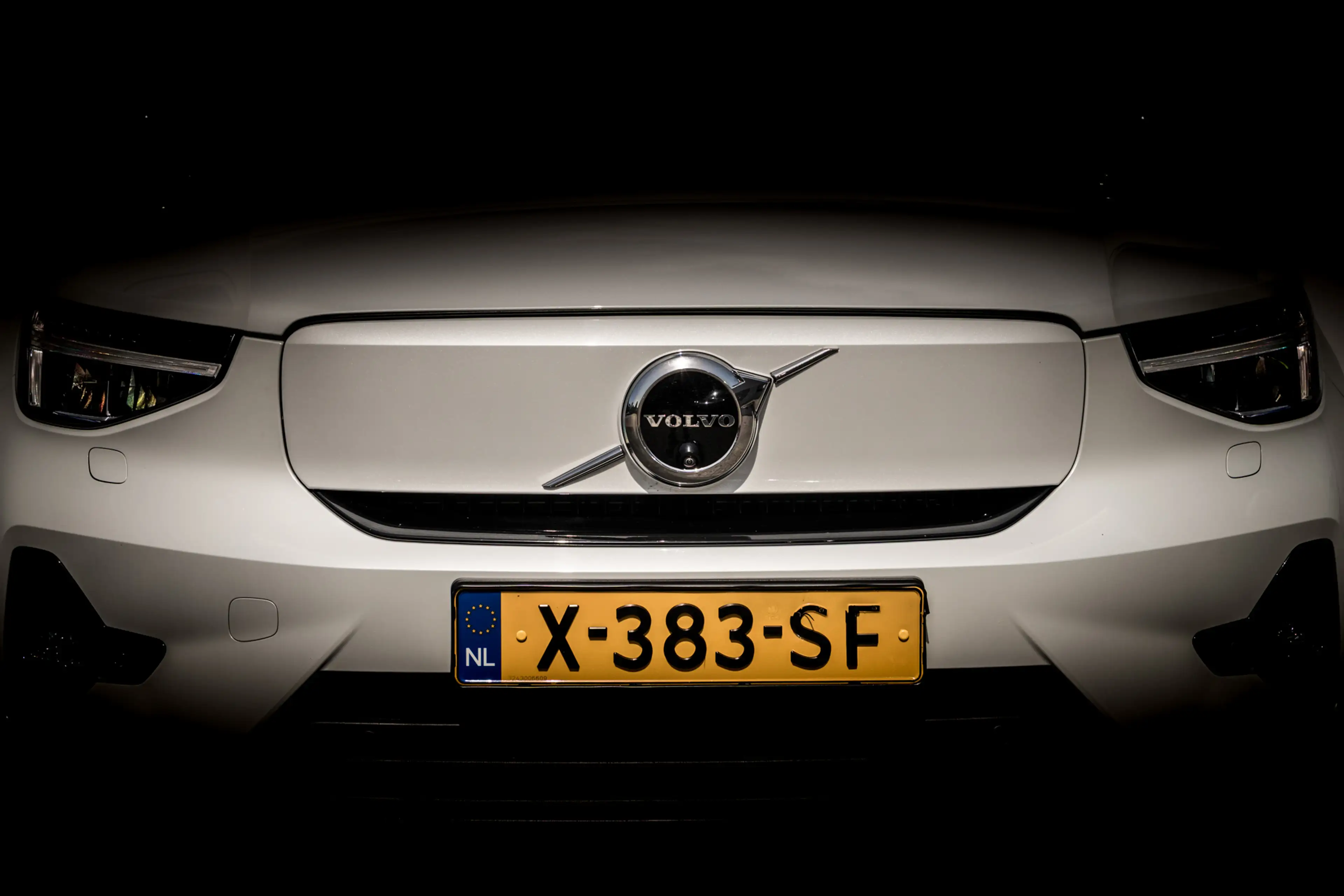 Volvo EX40 Single Motor Extended Range Ultimate | 82 kWh SOH — photo 19
