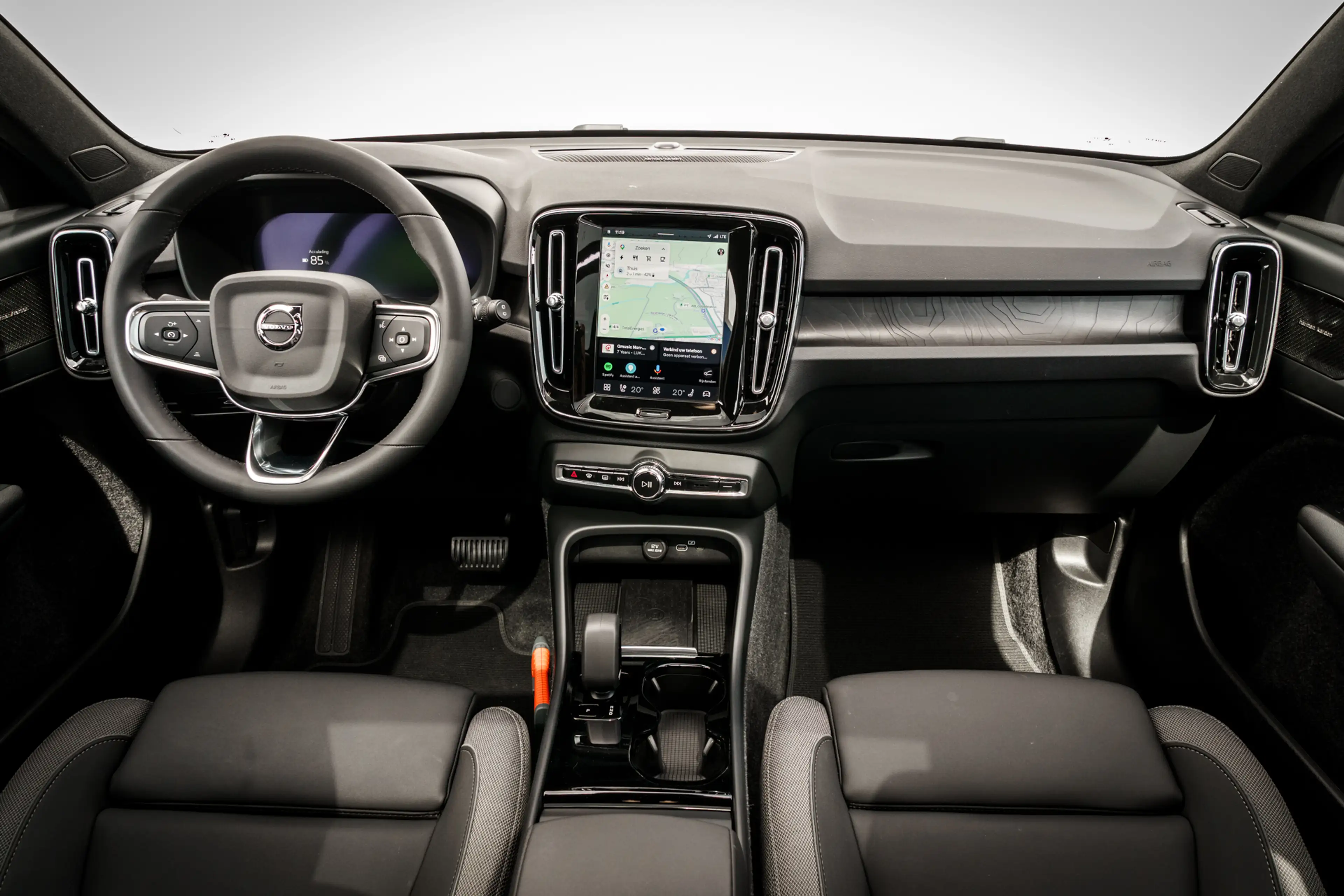 Volvo EX40 Single Motor Extended Range Ultimate | 82 kWh SOH — photo 26