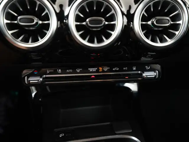 Mercedes-Benz A-Class view 12