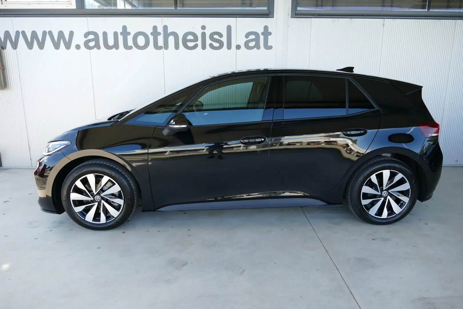 Volkswagen ID.3 Neo Life 125 kW - 50 kWh Schwarz - 2