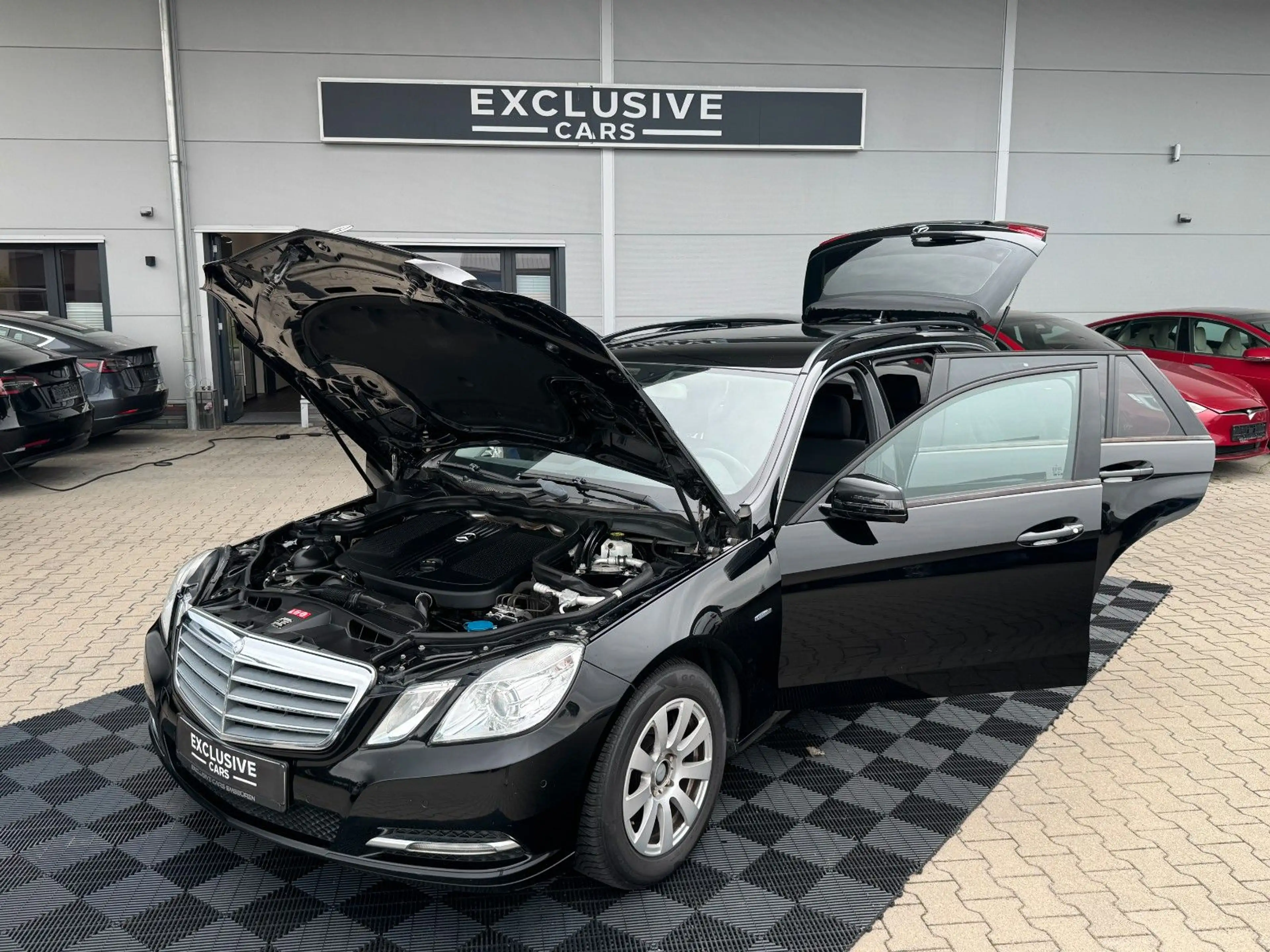 Mercedes-Benz E 250 CDI T *Standheizung*AHK*Tempomat* — photo 15