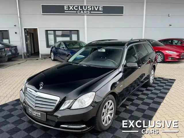Mercedes-Benz E 250 CDI T *Standheizung*AHK*Tempomat*