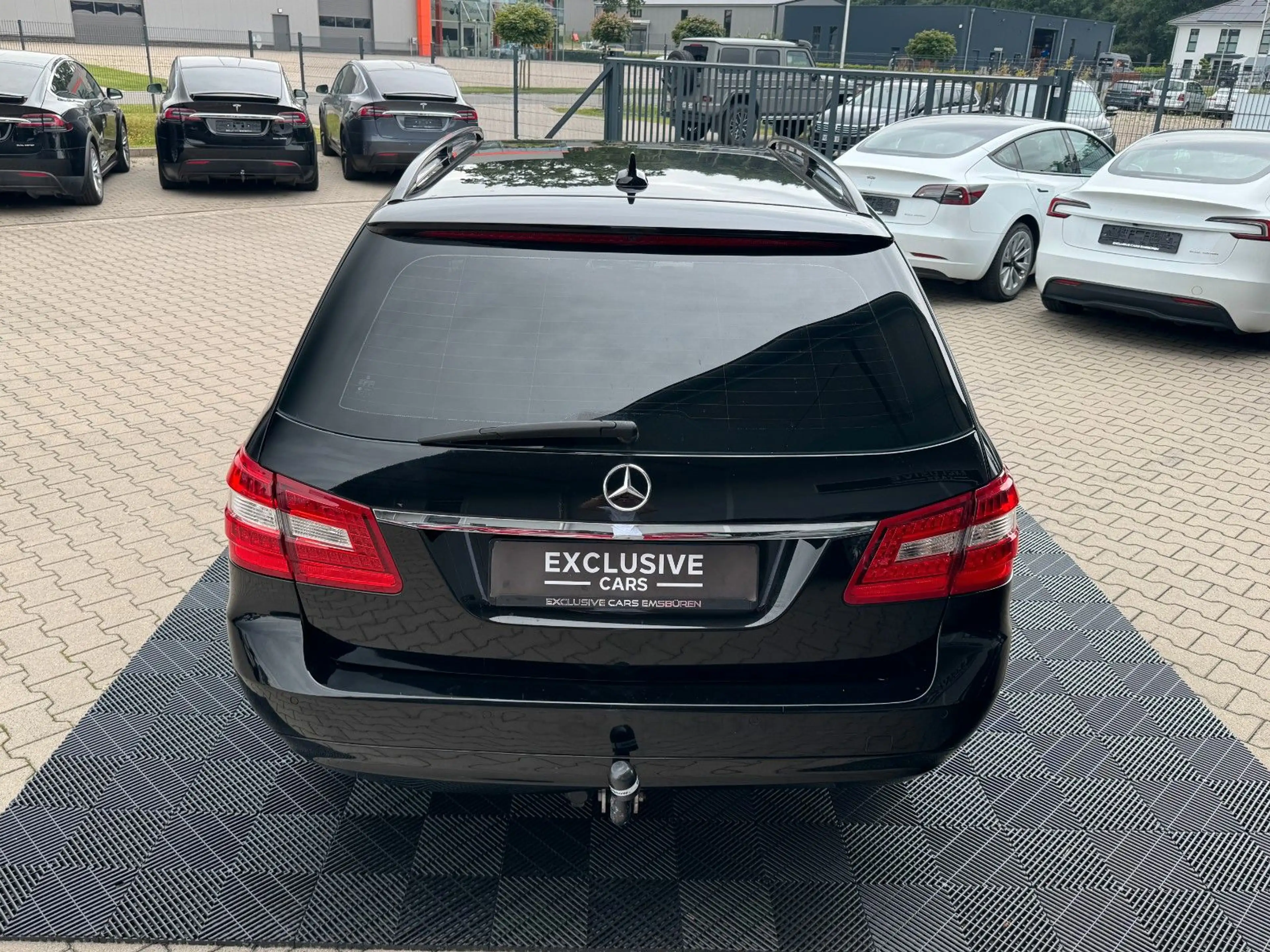Mercedes-Benz E 250 CDI T *Standheizung*AHK*Tempomat* — photo 8