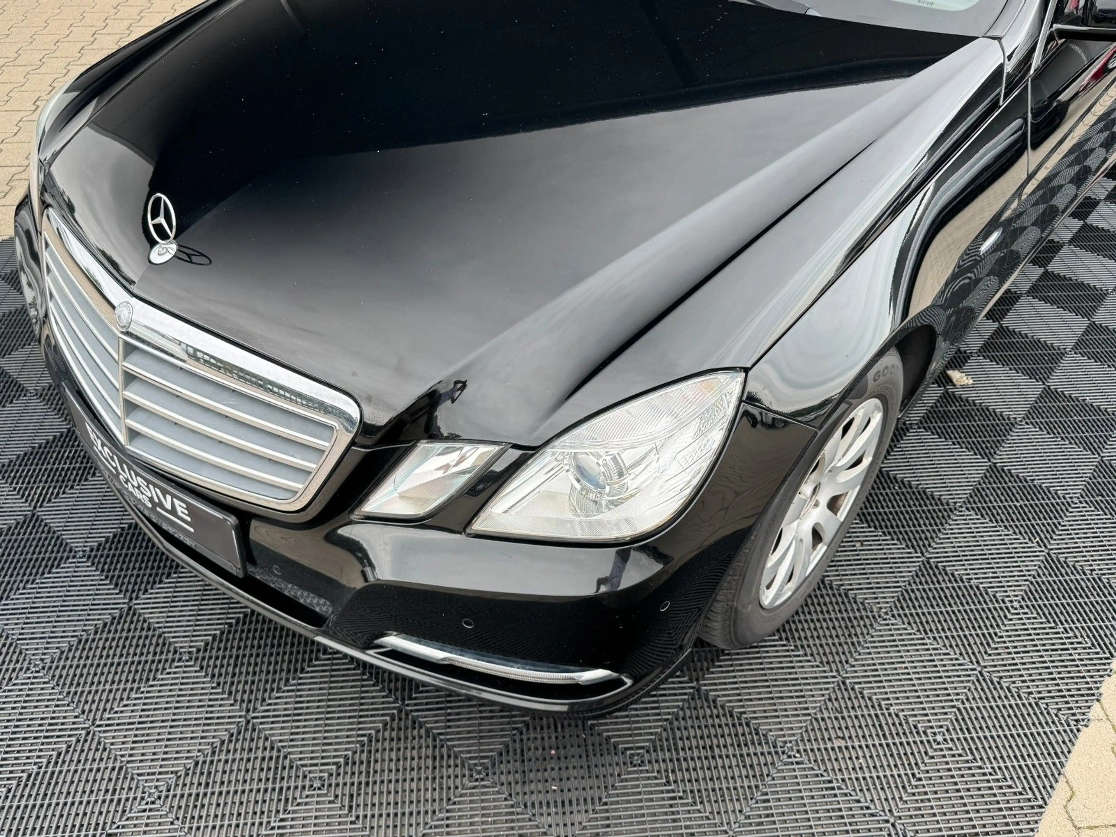 Mercedes-Benz E 250 CDI T *Standheizung*AHK*Tempomat* — photo 2