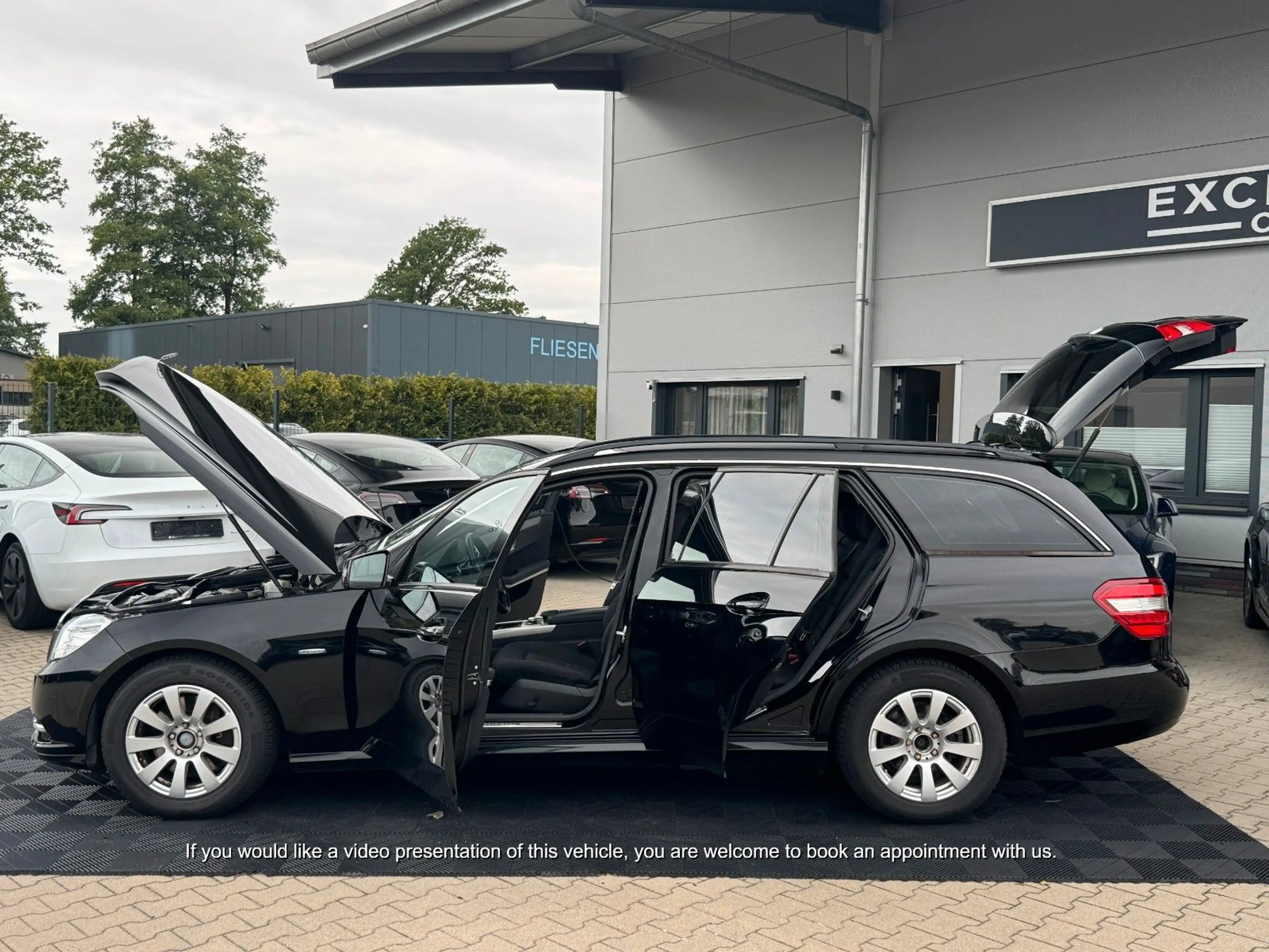 Mercedes-Benz E 250 CDI T *Standheizung*AHK*Tempomat* — photo 5