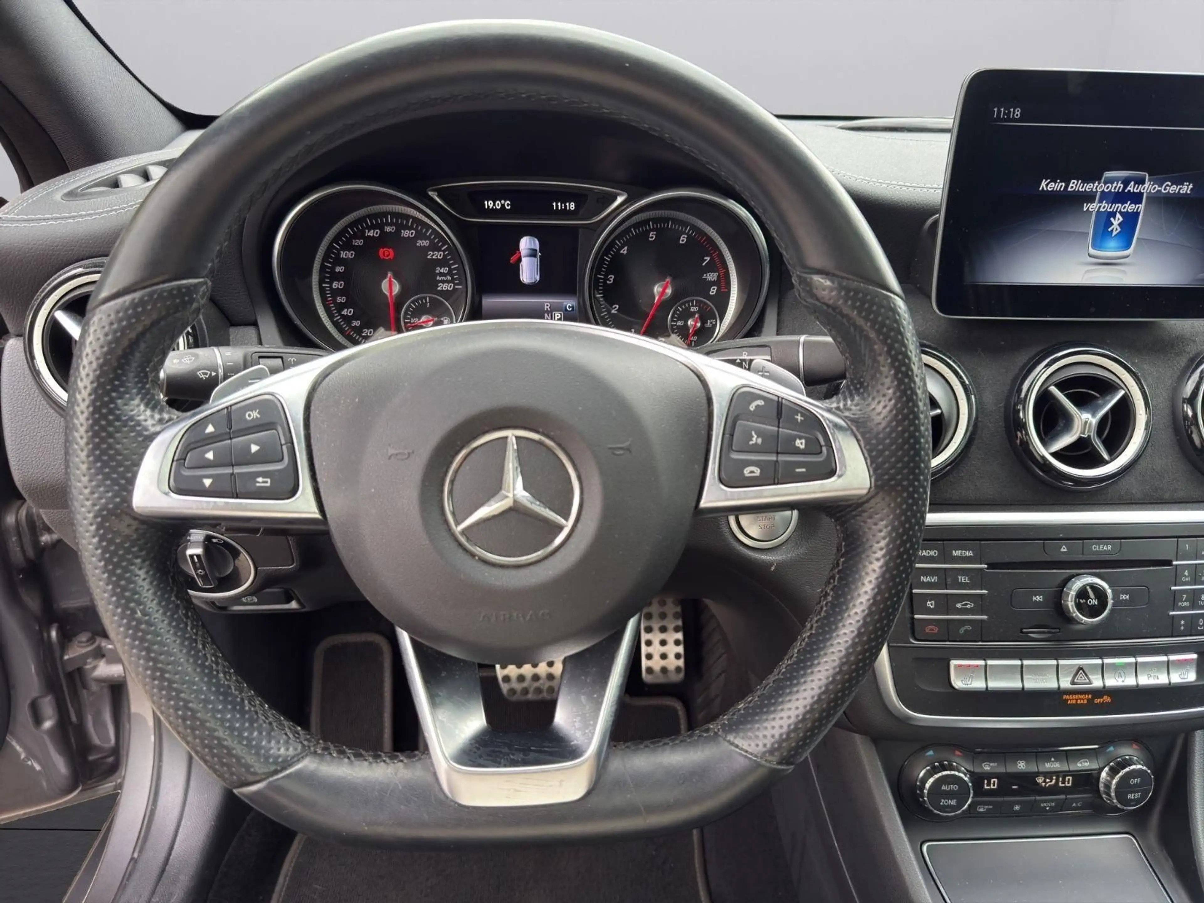 Mercedes-Benz GLA 250 AMG LINE |KEYLESS|PANO|360|LED|EDITION — photo 11