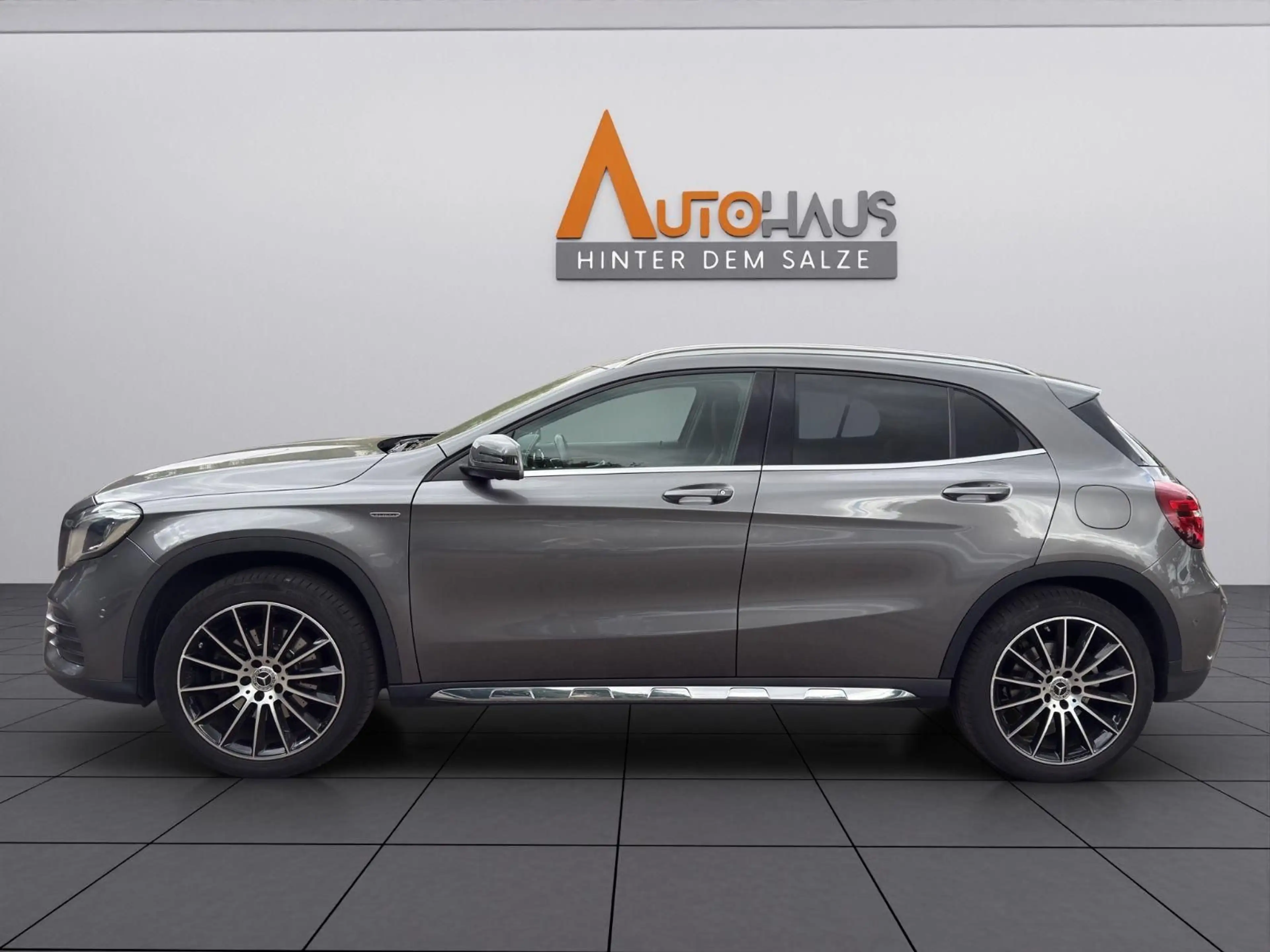 Mercedes-Benz GLA 250 AMG LINE |KEYLESS|PANO|360|LED|EDITION — photo 3