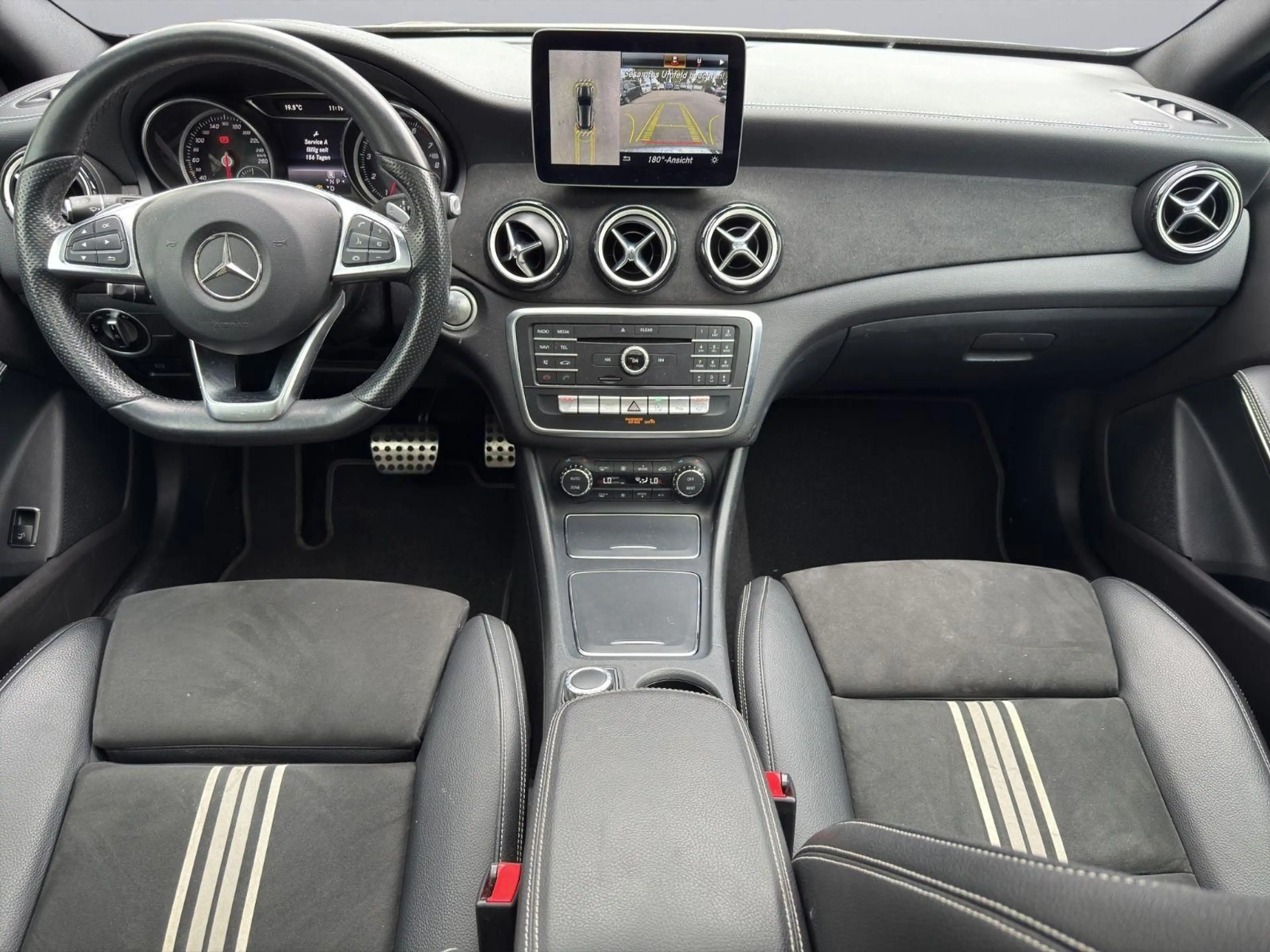 Mercedes-Benz GLA 250 AMG LINE |KEYLESS|PANO|360|LED|EDITION — photo 14