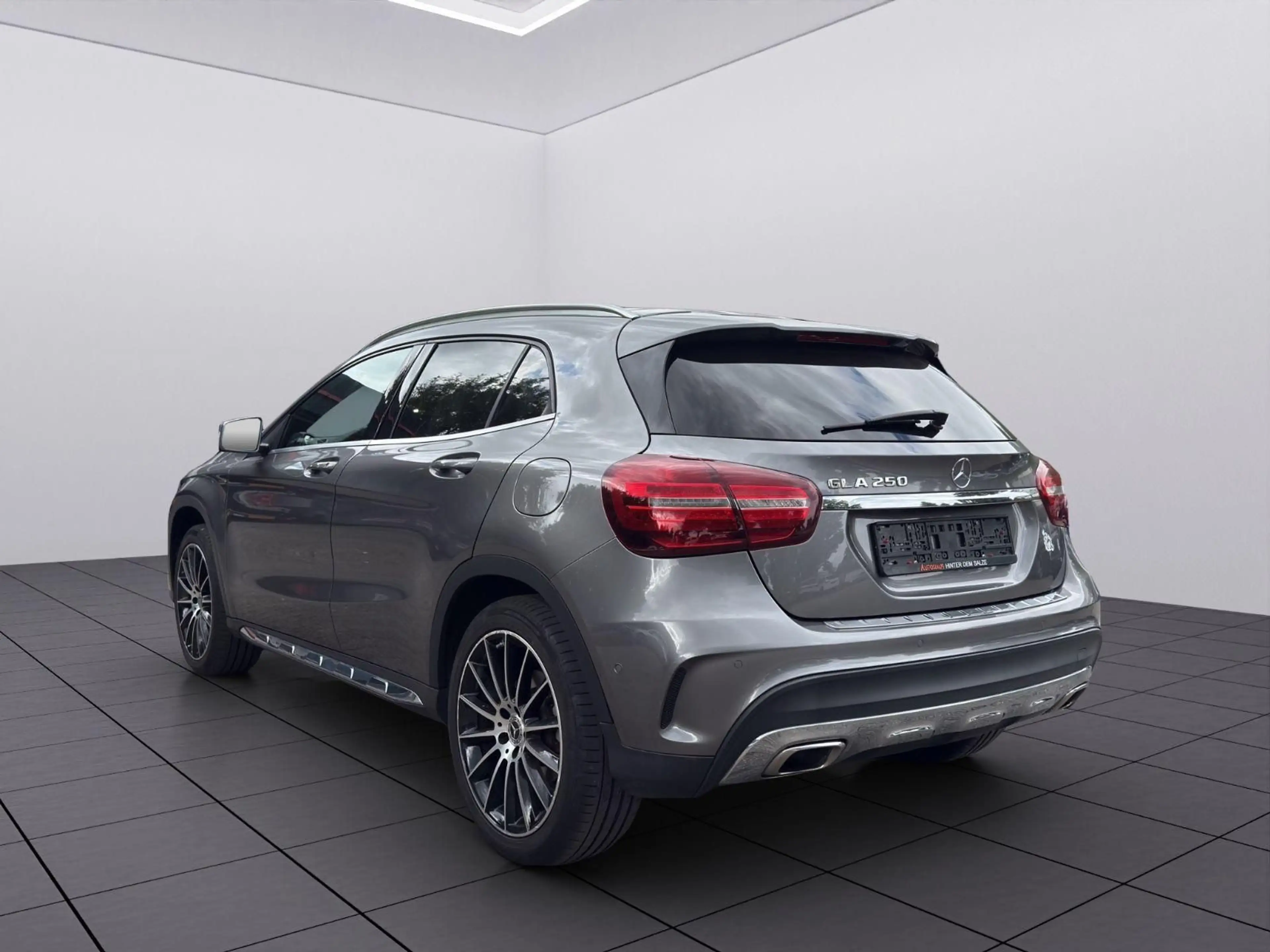 Mercedes-Benz GLA 250 AMG LINE |KEYLESS|PANO|360|LED|EDITION — photo 4