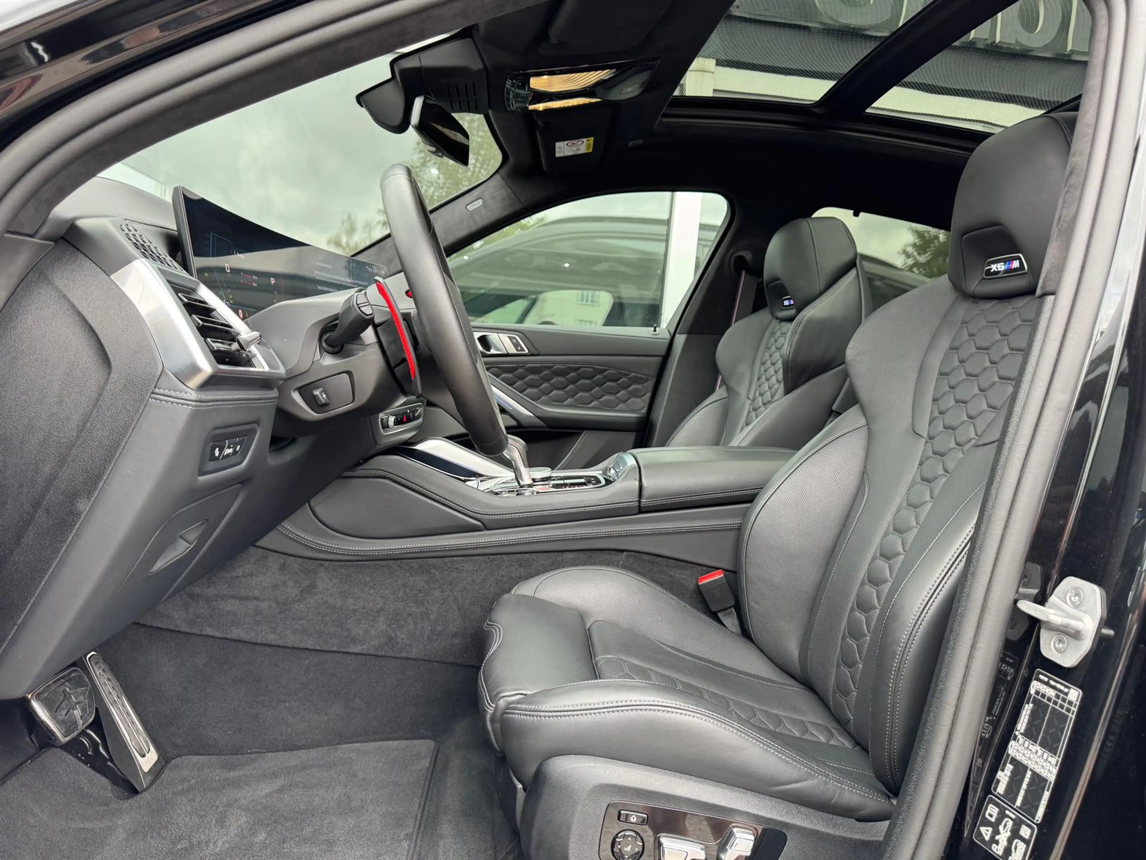 BMW X6 M Competition*M-DRIVERS*LED*PANO*B&W*MASSAGE* — photo 9