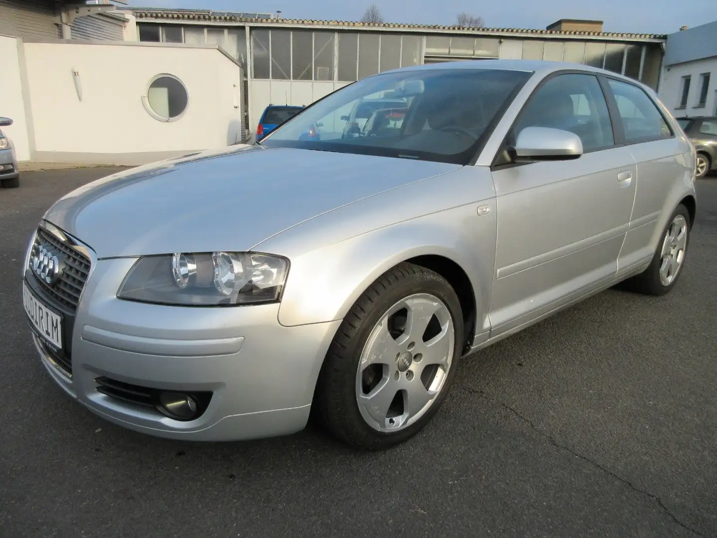 Audi A3 1.6 Ambition **1.HAND** Silber - 1
