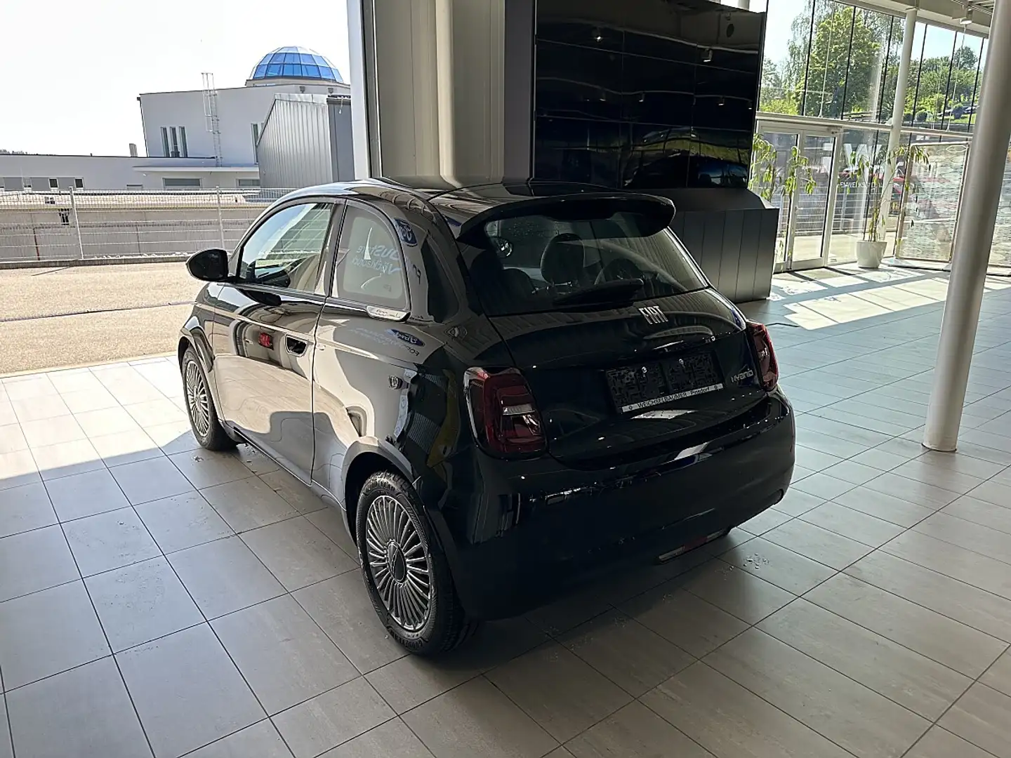 Fiat 500 Hatchback Hybrid Torino Schwarz - 2