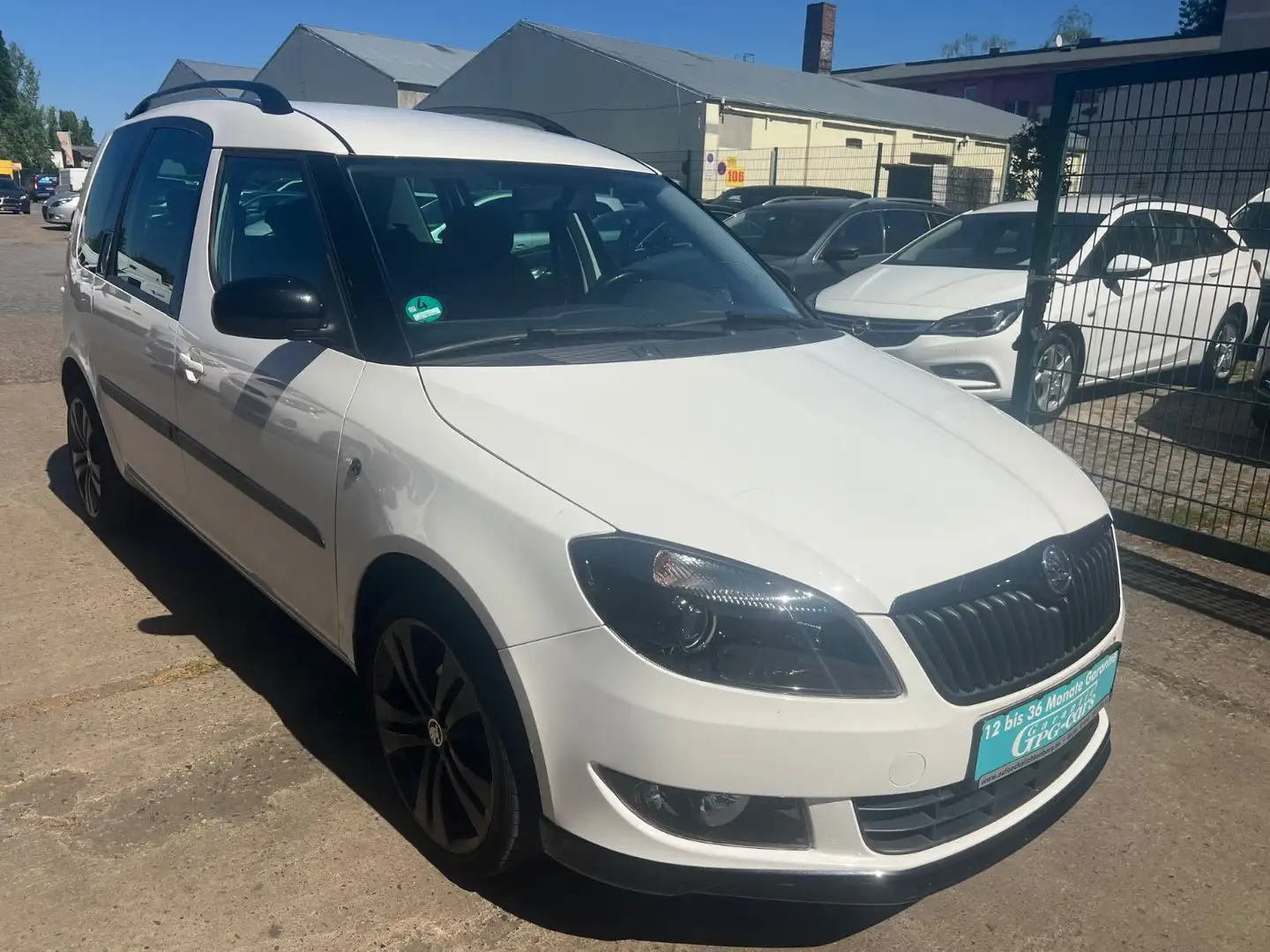 Skoda Roomster Noire  Klimaaut.+Sitzh.+Pdc Weiß - 1
