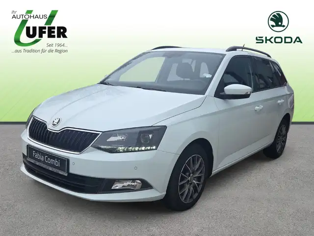 Skoda Fabia Combi NAVI AHK ACC PDC v+h Sitzheizung
