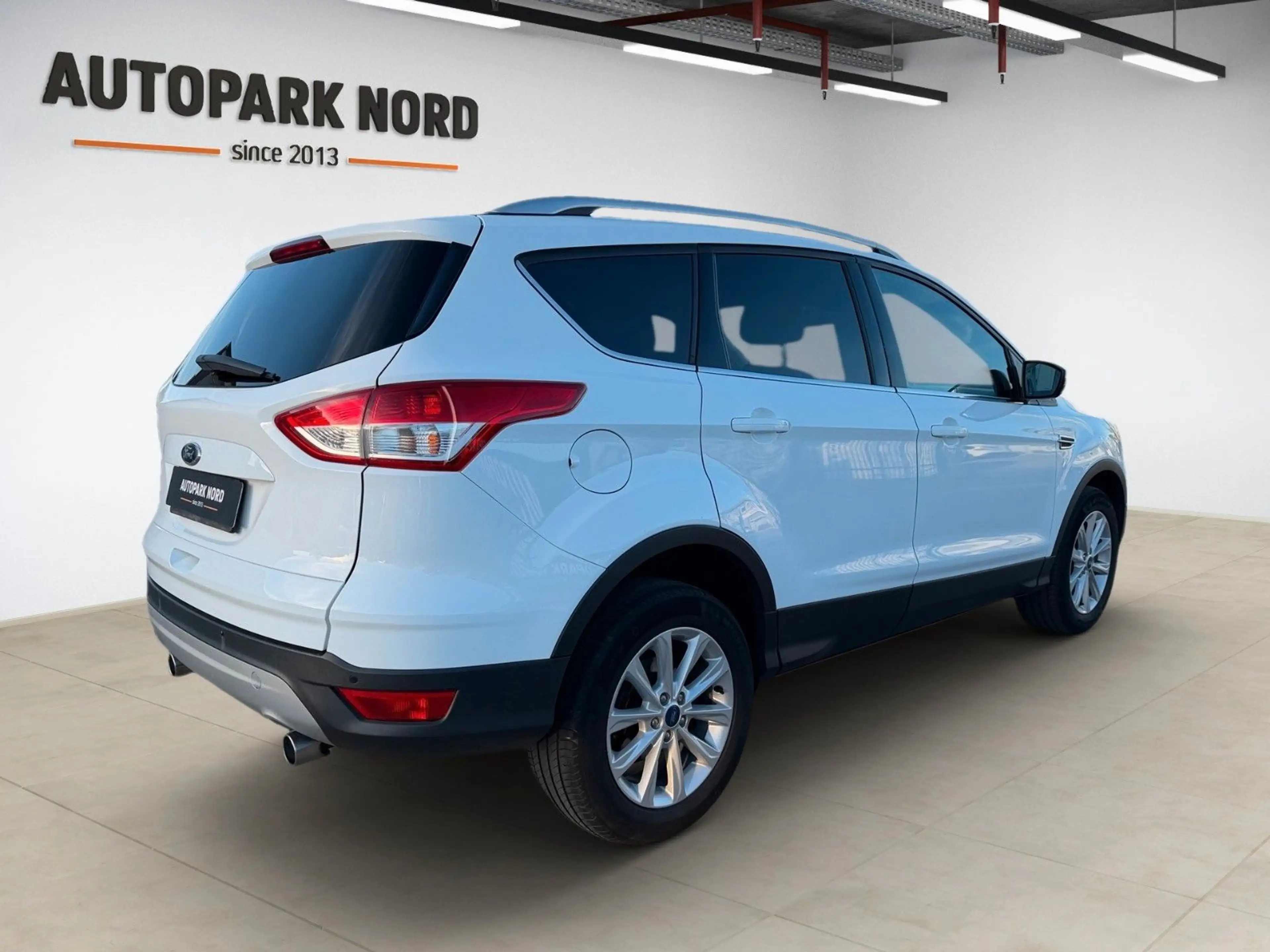 Ford Kuga 2.0 TDCi 4x4 132kW Titanium - AHK - 1.HAND — photo 4