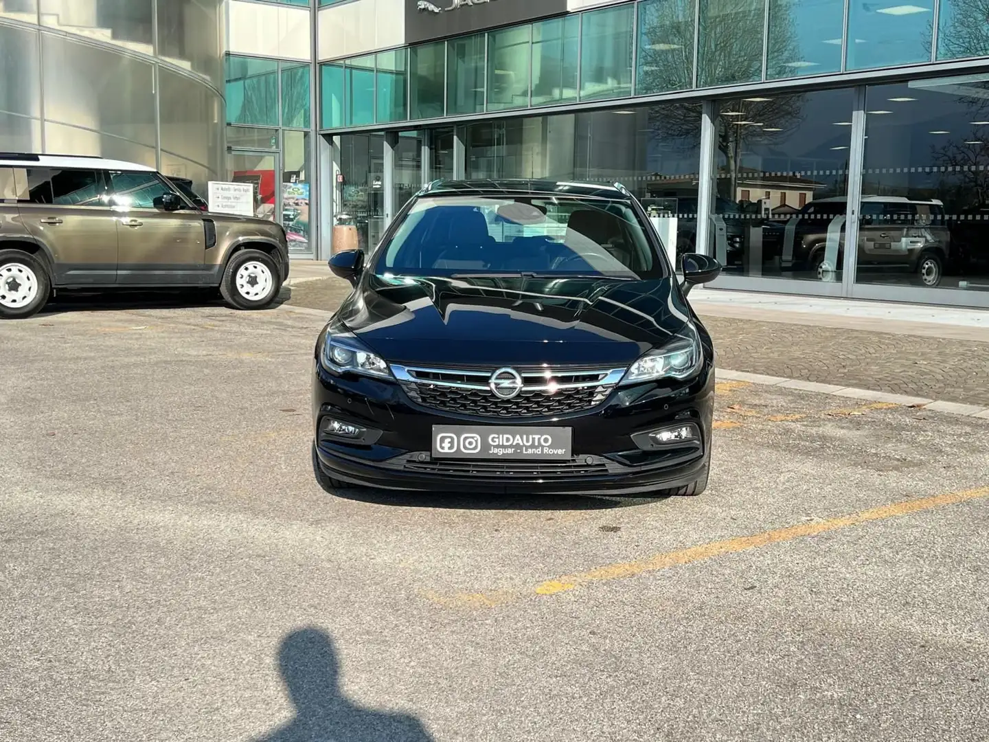 Opel Astra 1.6 CDTi 136CV AUTO Sports Tourer Innovation Noir - 2