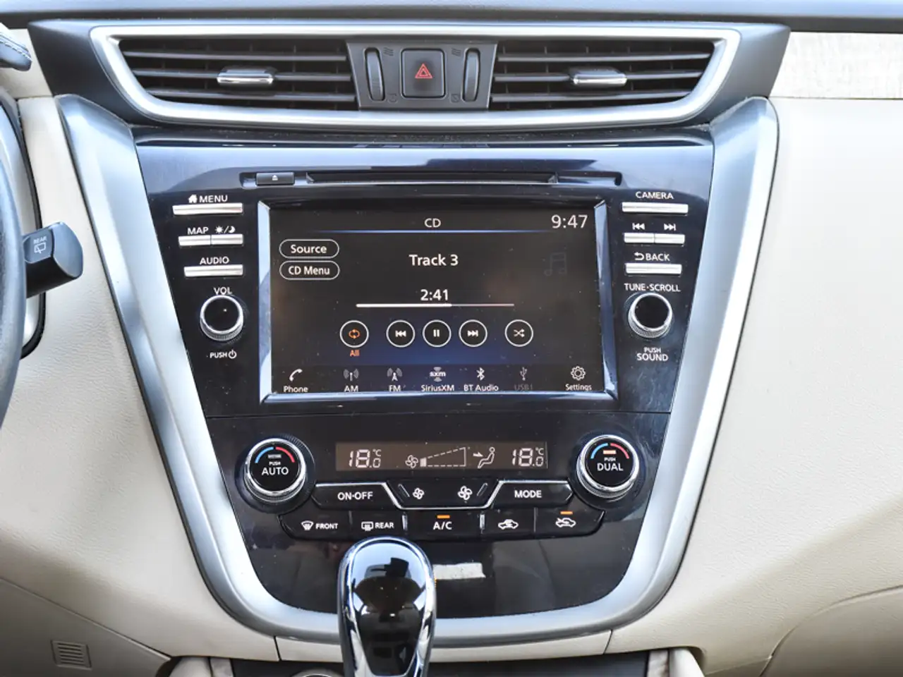 Nissan Murano снимка Nissan Murano