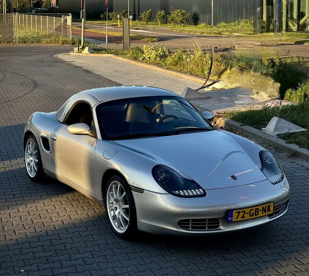 Porsche Boxster 2.7, foto 1