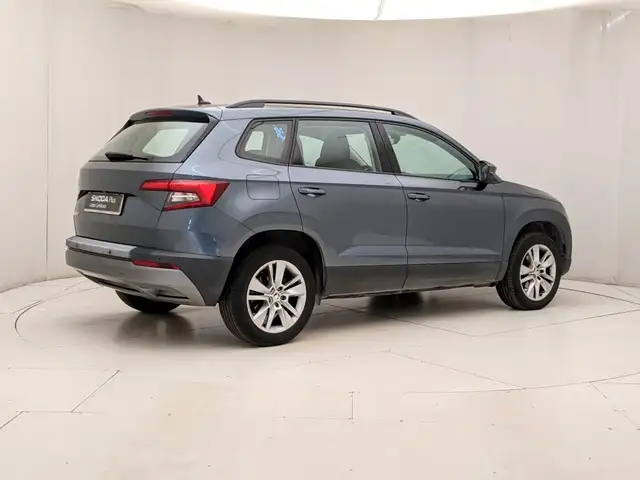 Skoda Karoq view 4