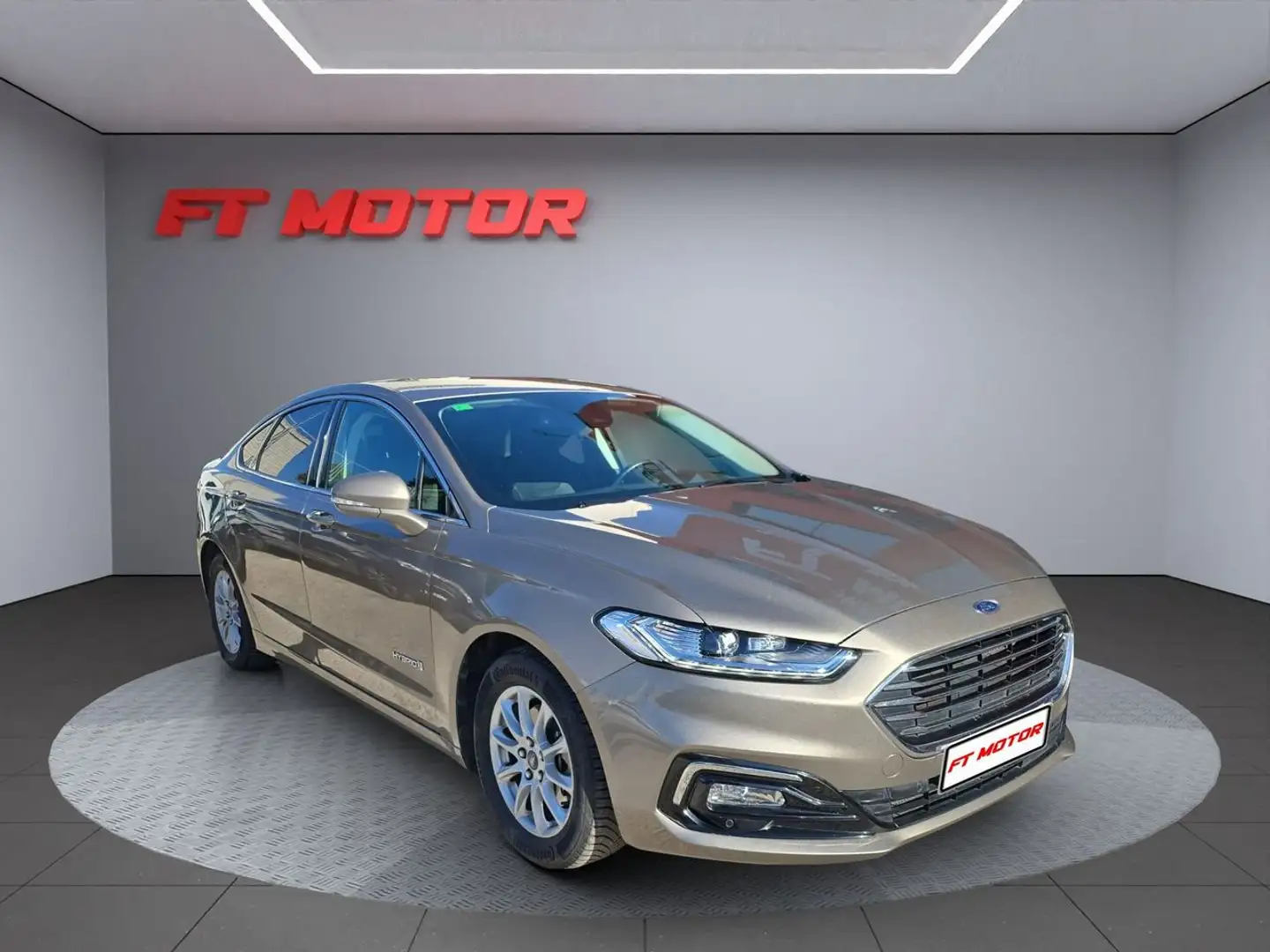 Ford Mondeo Sportbreak 2.0 HEV Titanium Beige - 1