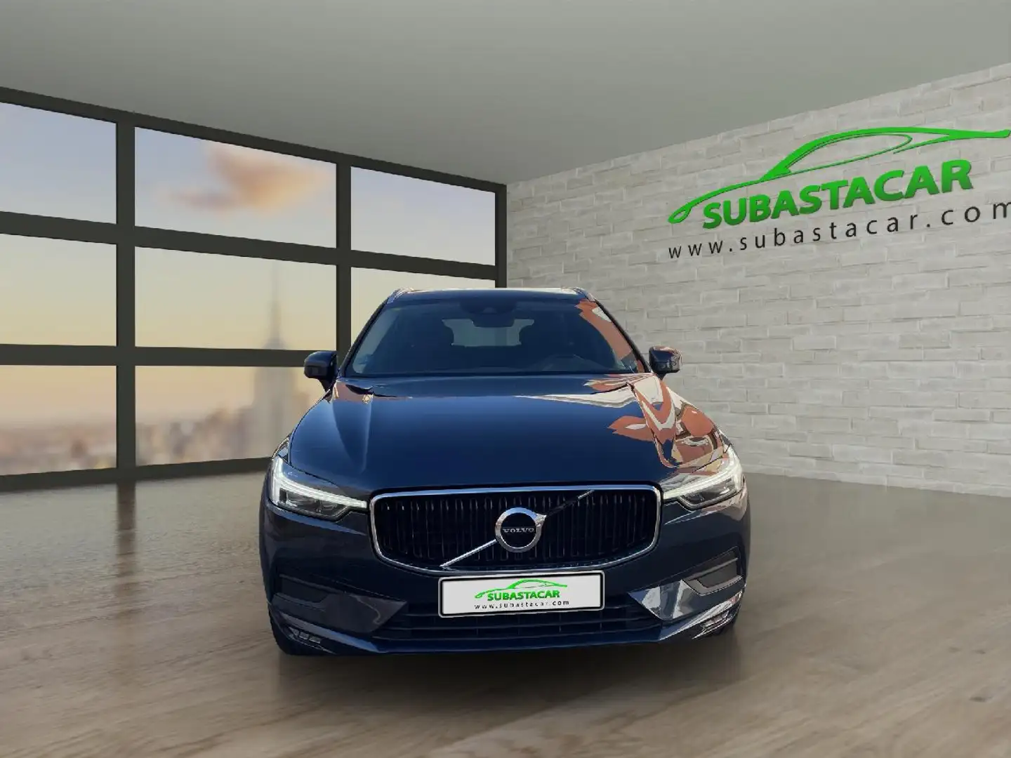 Volvo XC60 2.0 B4 D Momentum Pro Auto Azul - 2
