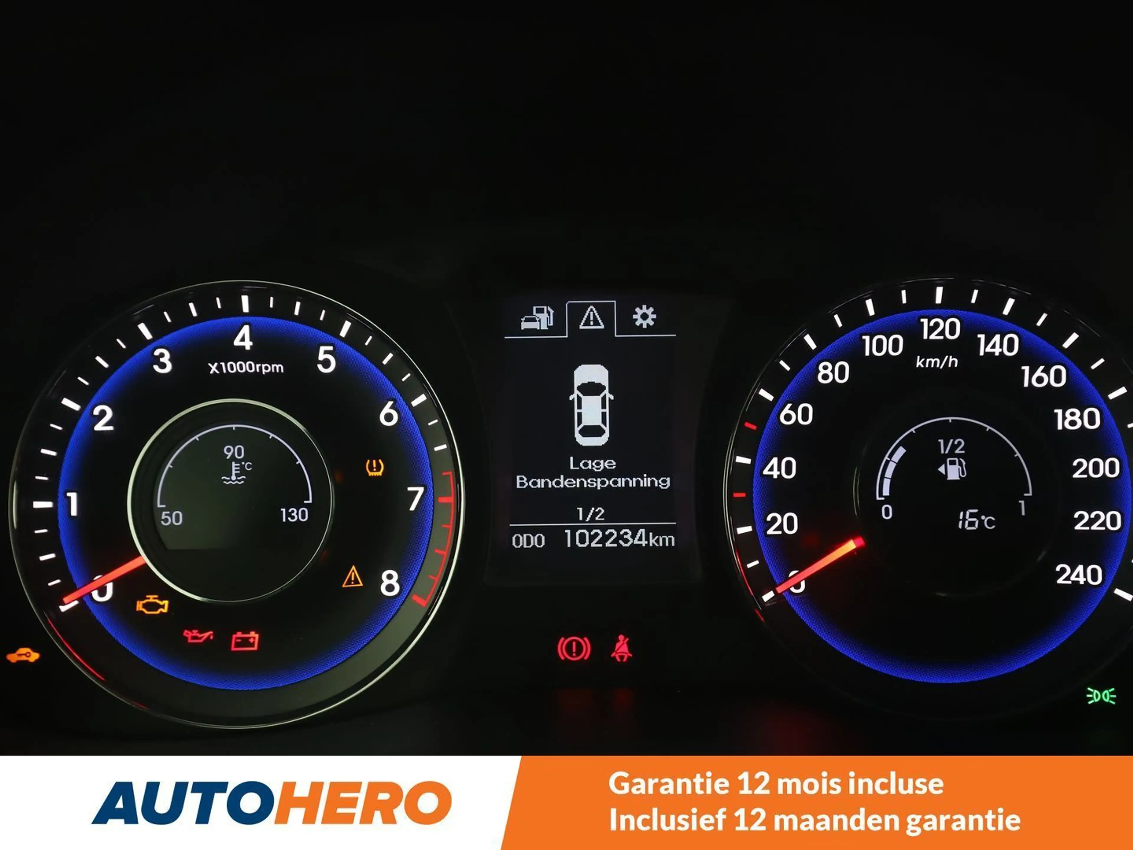 Hyundai i40 1.6 Comfort — photo 6