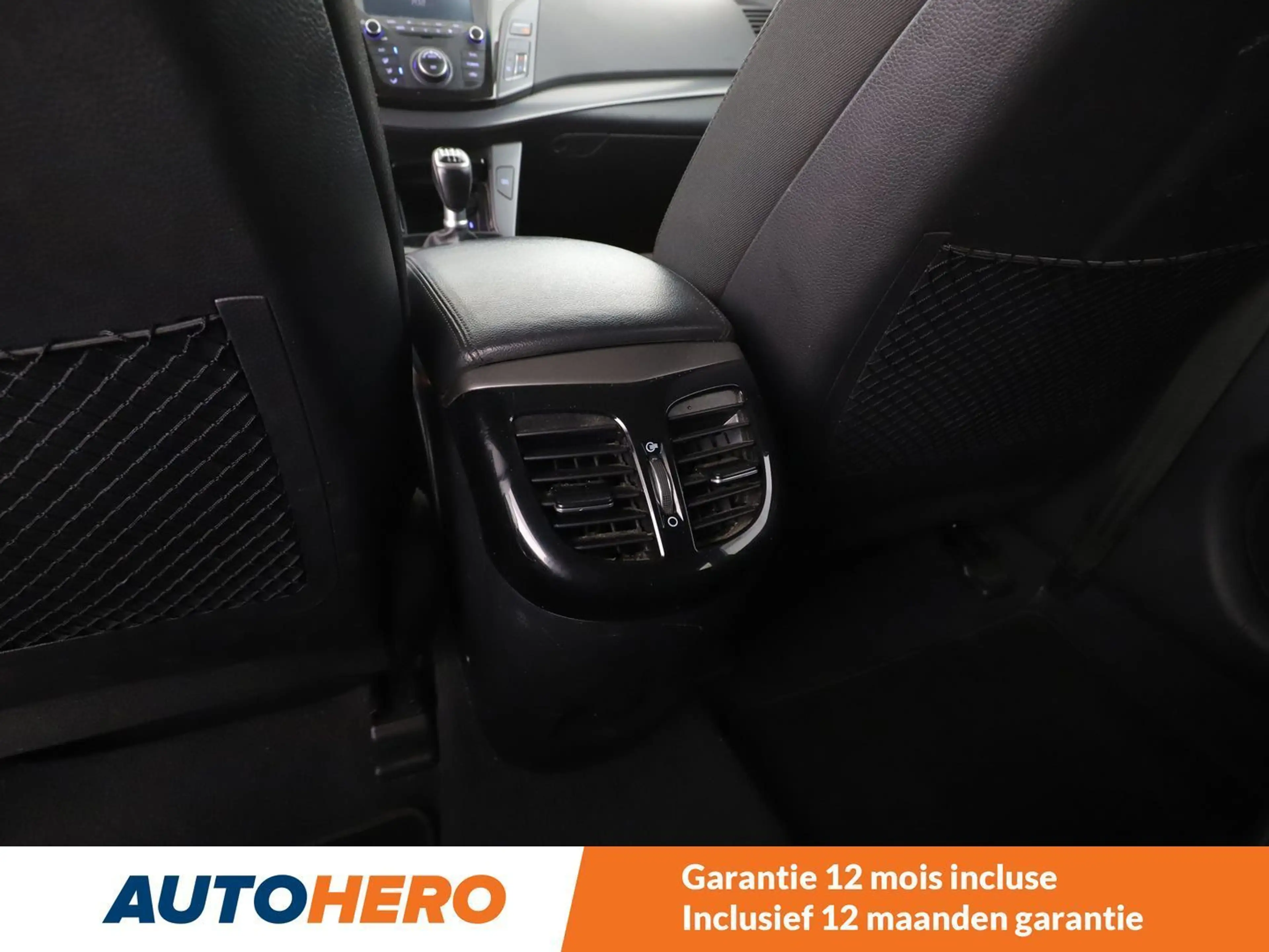 Hyundai i40 1.6 Comfort — photo 14