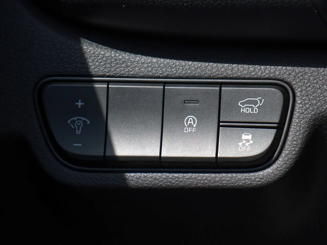 Kia Seltos снимка Kia Seltos