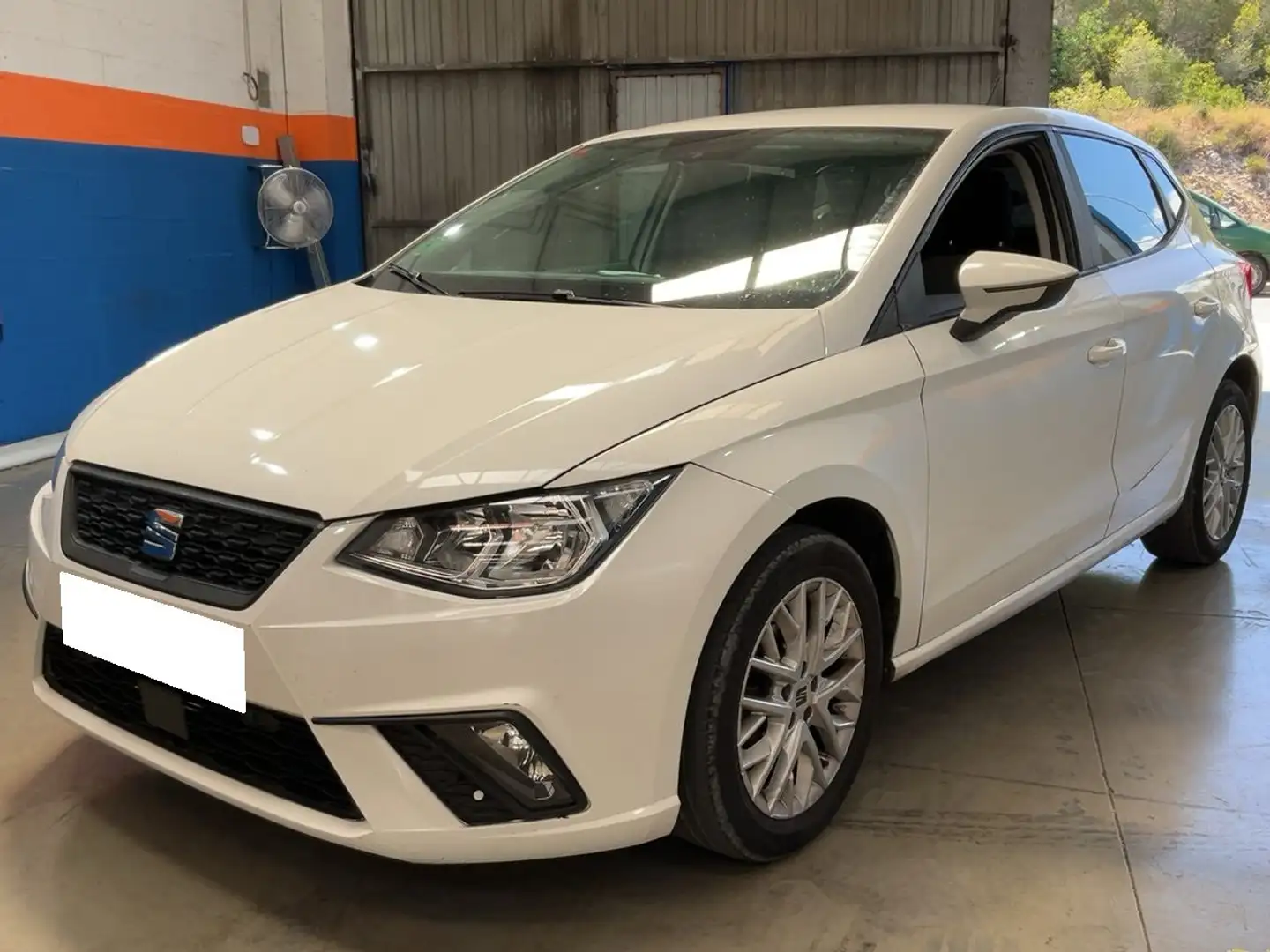SEAT Ibiza 1.0 TSI S&S Style 95 Blanc - 1