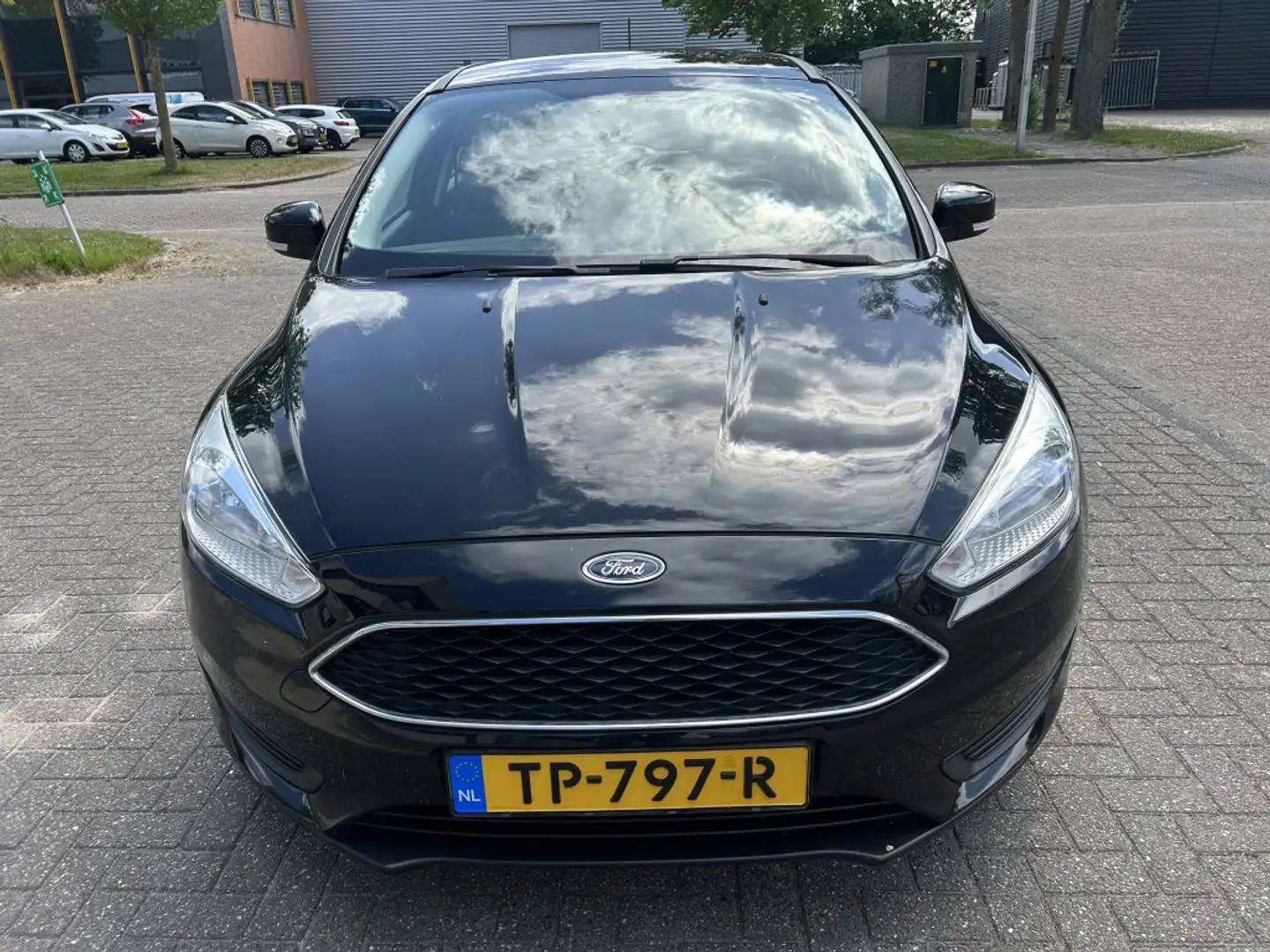 Ford Focus Wagon 1.0 Trend 125PK STOELVW STUURVW TREKHAAK! Nero - 2