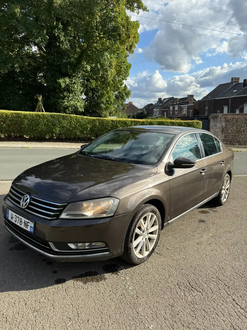 Volkswagen Passat 1.6 TDI 105 CR FAP BlueMotion Technology Design Ed - 1