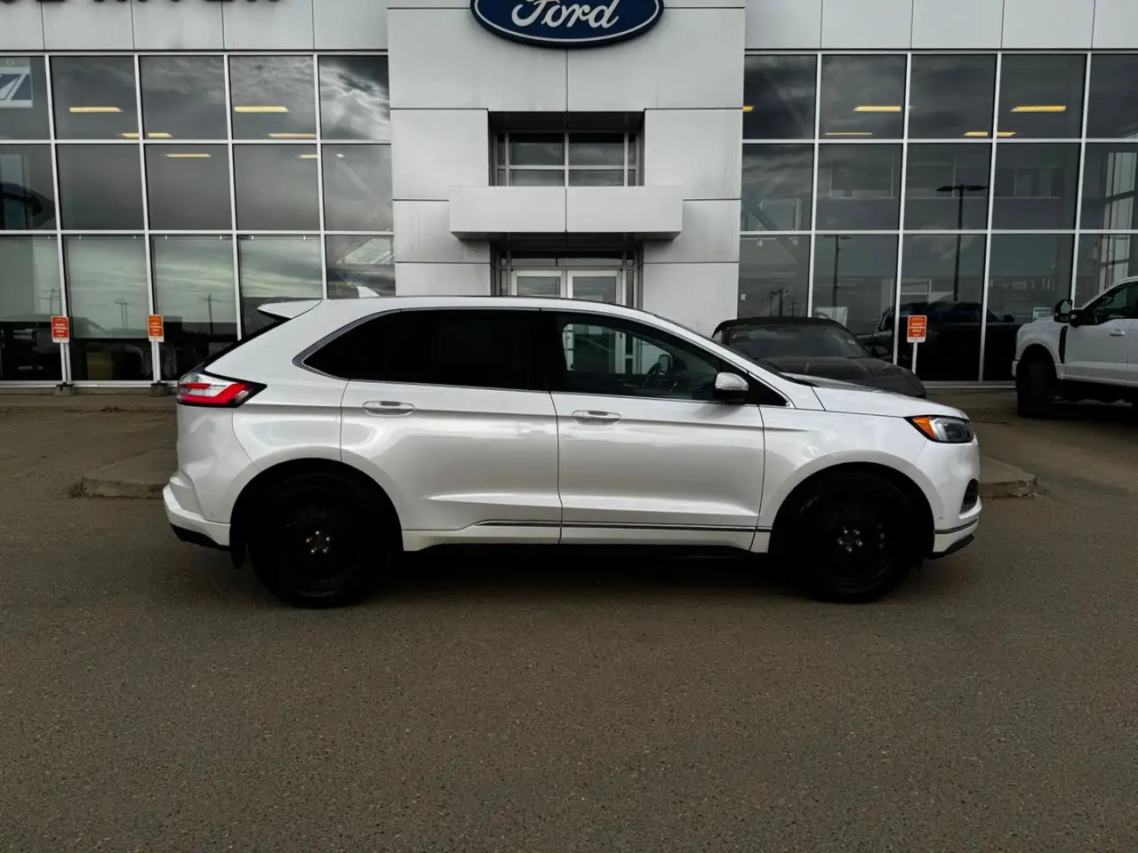 Ford Edge снимка Ford Edge