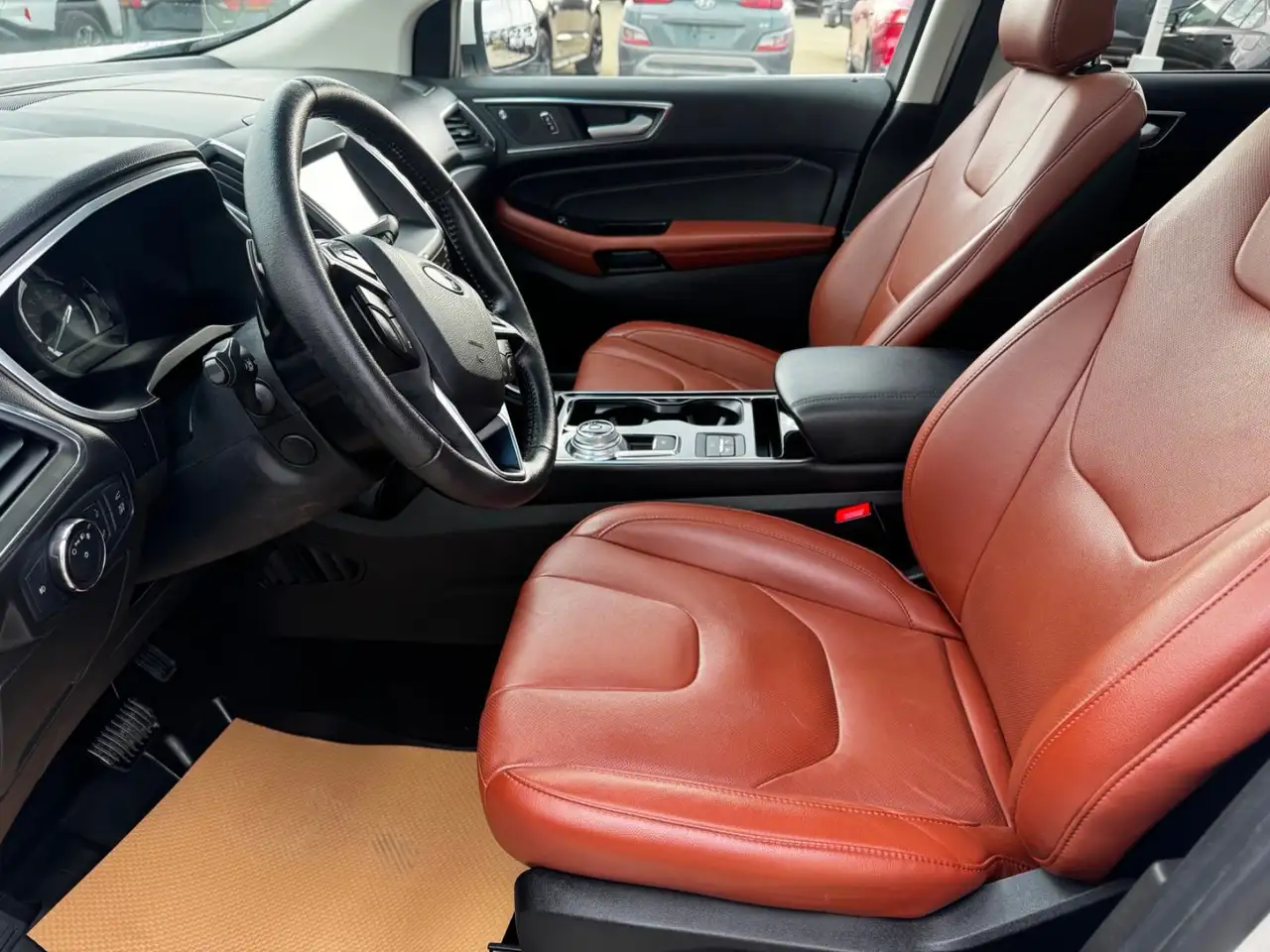 Ford Edge снимка Ford Edge