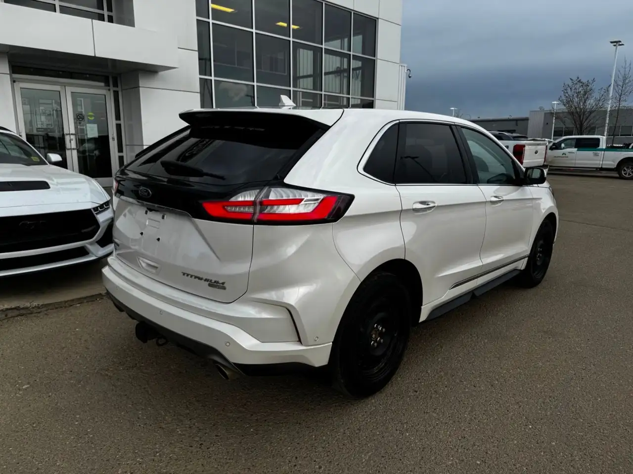 Ford Edge снимка Ford Edge